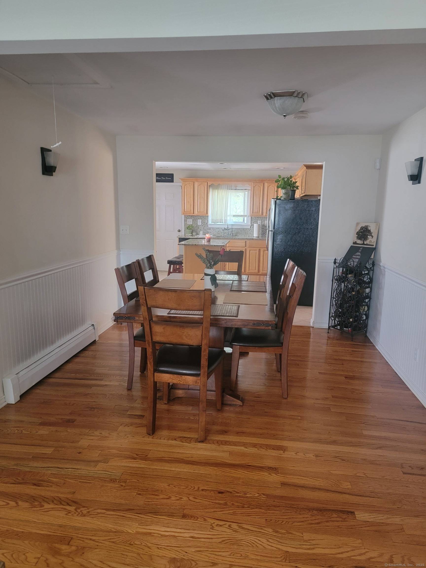 Bridgeport, CT 06606,725 Merritt Street