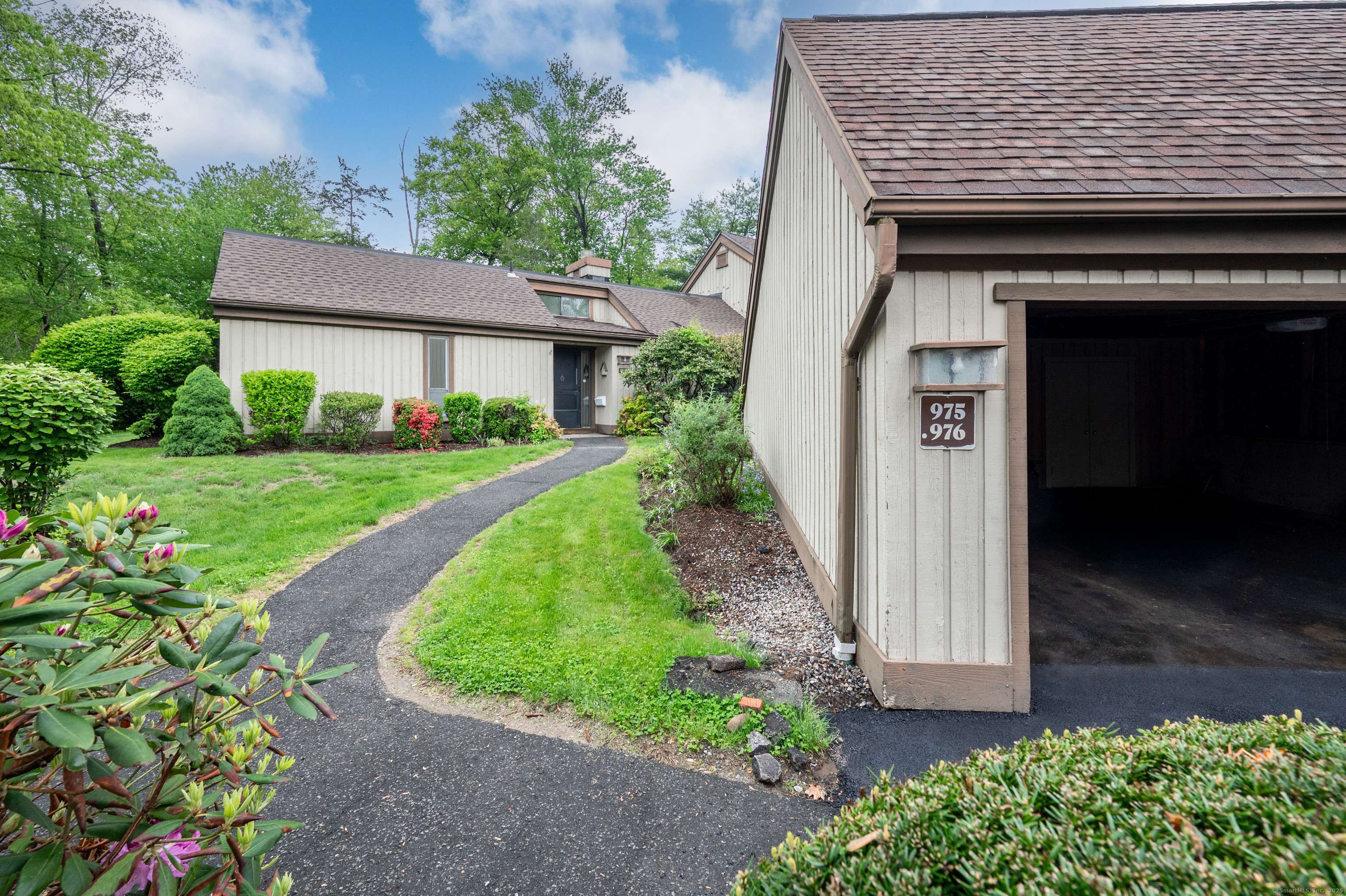 Southbury, CT 06488,976 Heritage Village #A