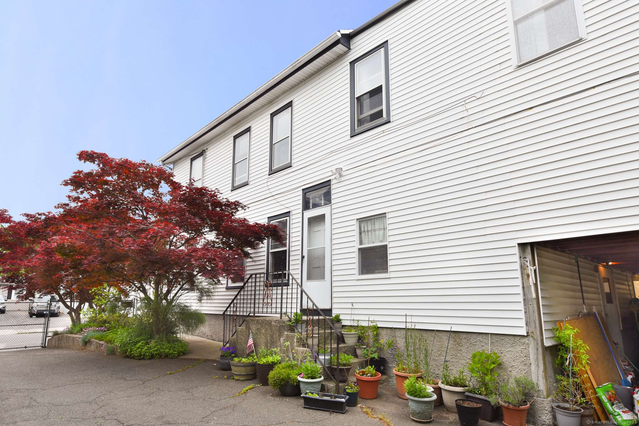 Bridgeport, CT 06604,114 Jones Avenue