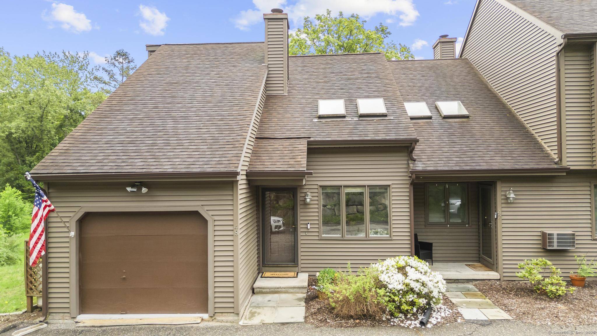 New Milford, CT 06776,48 Twin Oaks #48