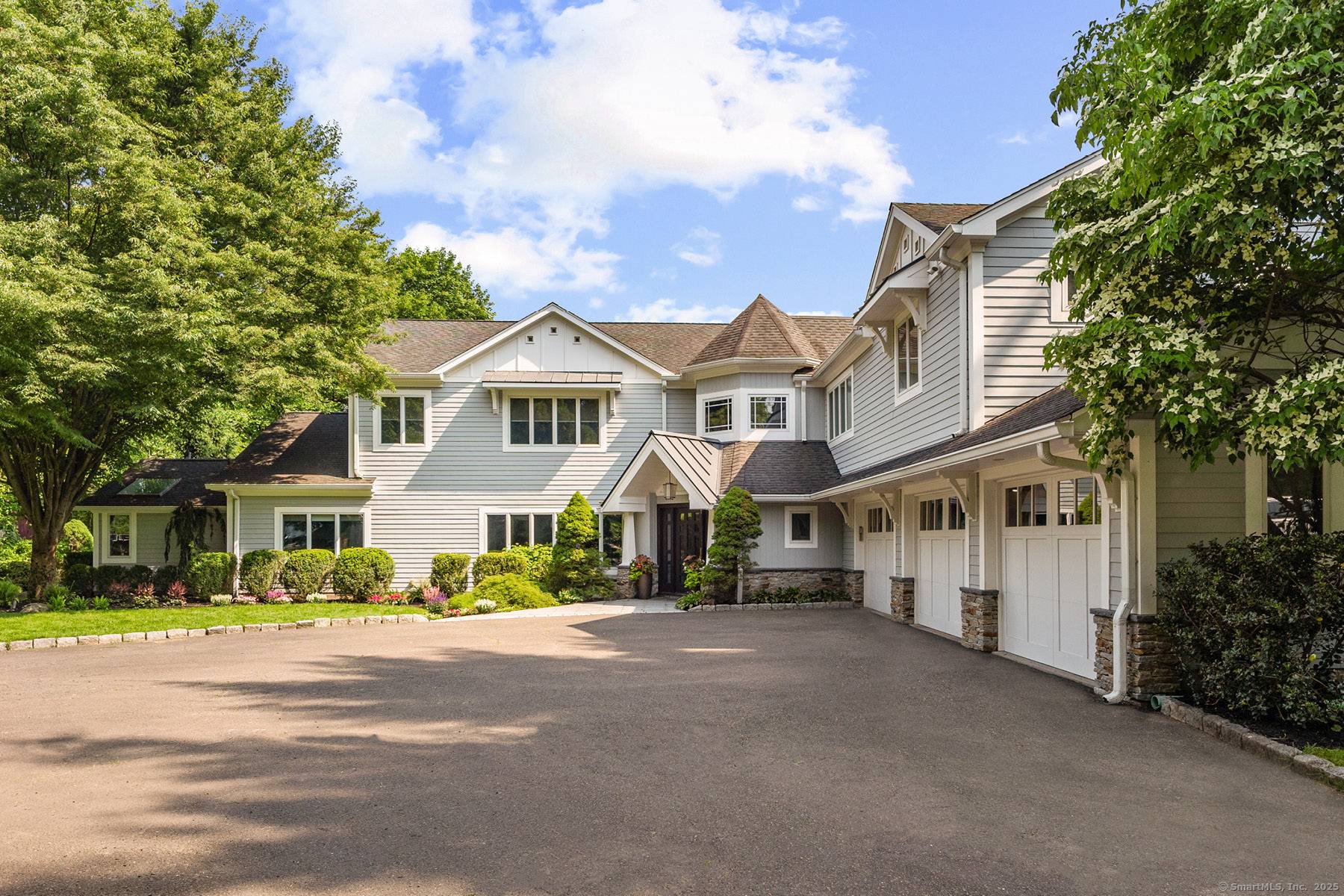 Westport, CT 06880,166 Long Lots Road