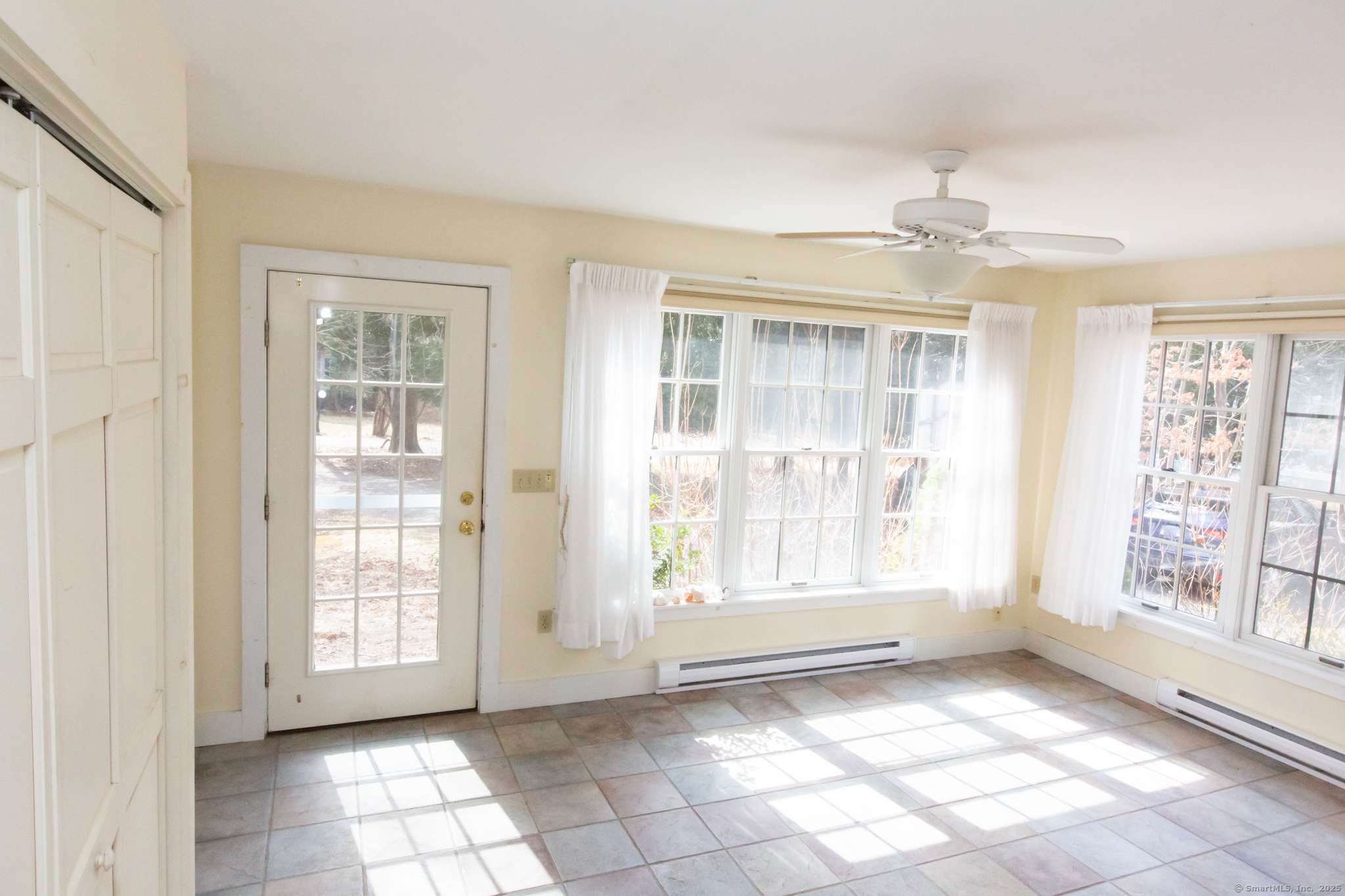 New London, CT 06320,289 Ocean Avenue