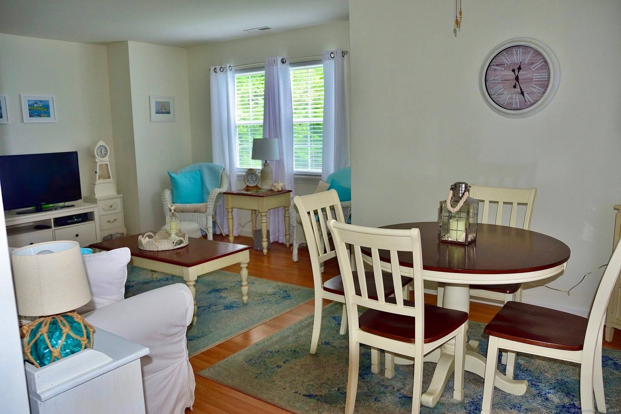 Milford, CT 06461,333 West Avenue #4