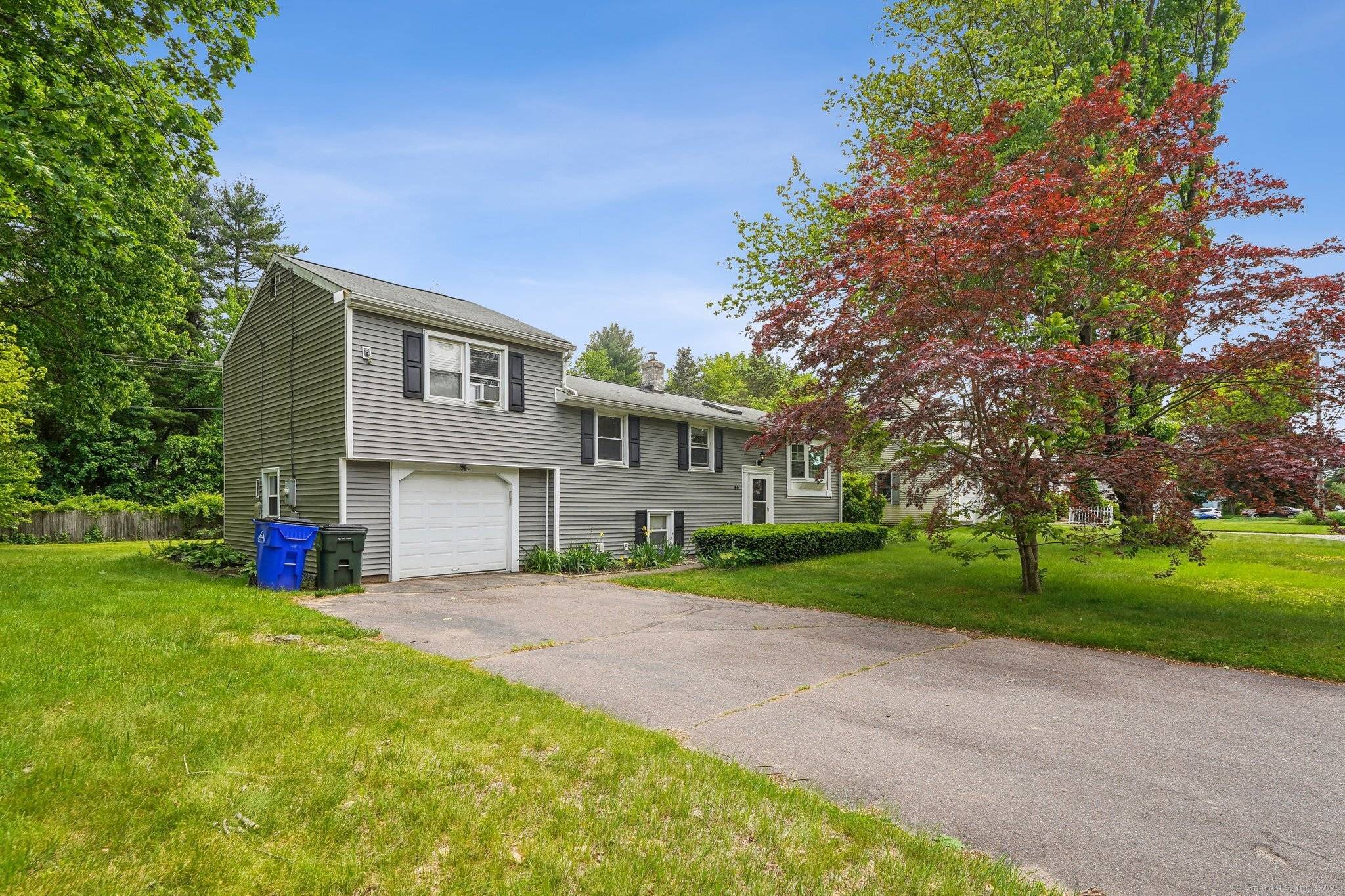 Simsbury, CT 06089,44 Simsbury Manor Drive