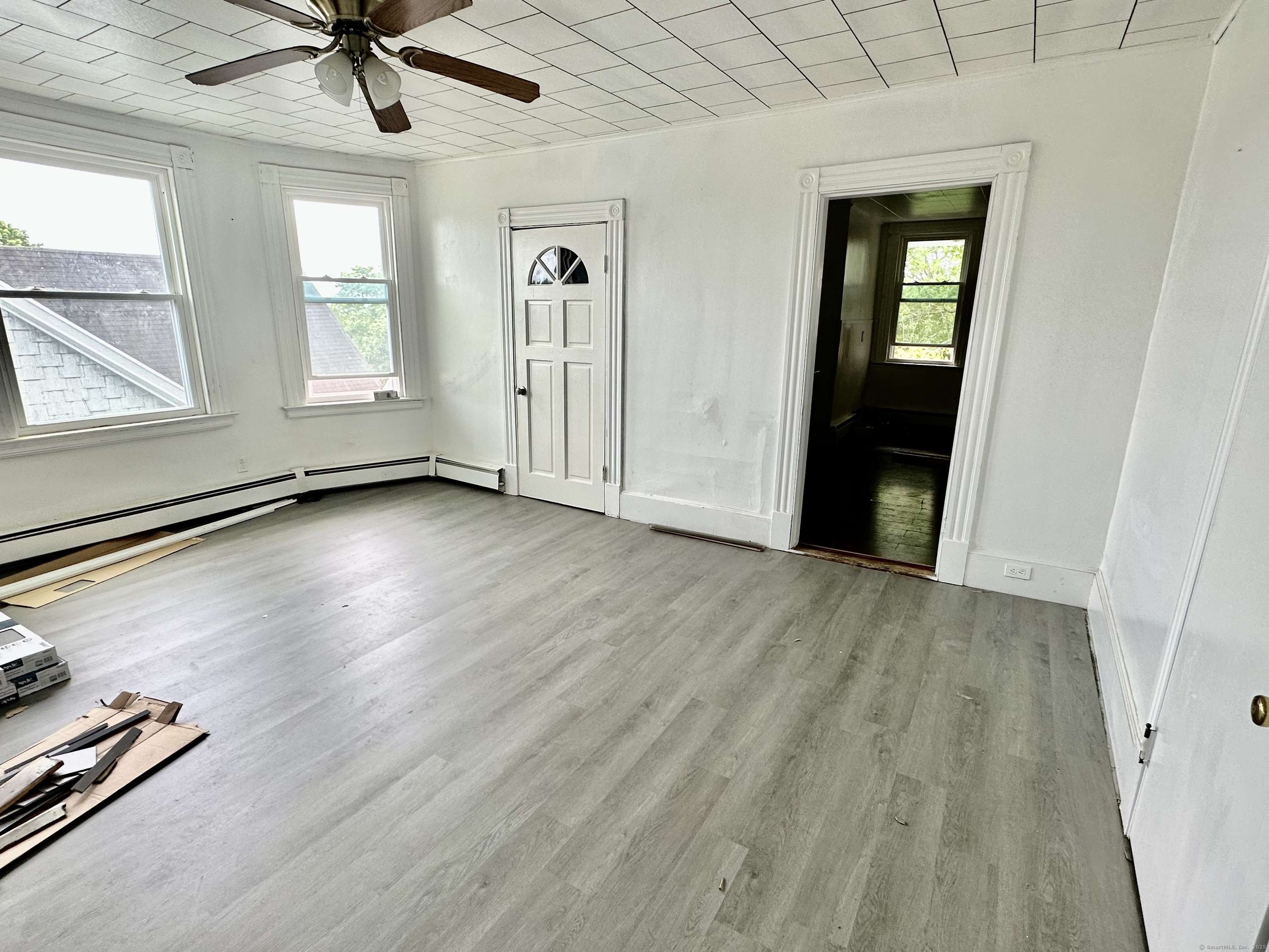 Waterbury, CT 06710,225 Willow Street #3