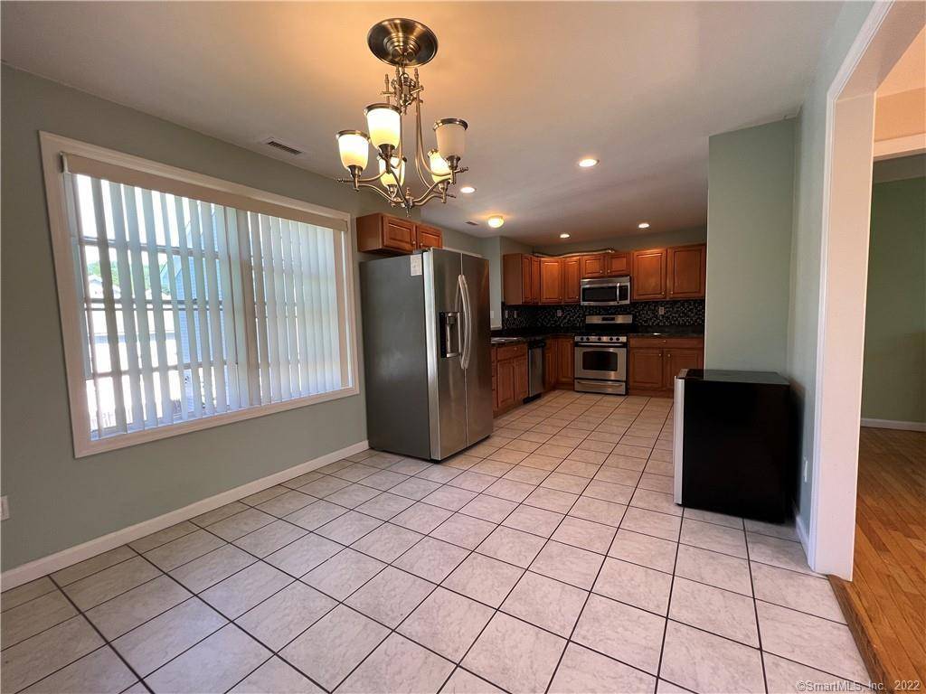 Norwalk, CT 06855,7 Fenwick Place ##2