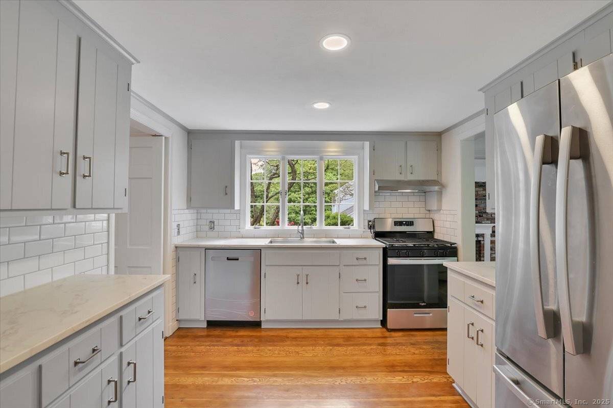Middlebury, CT 06762,222 Crest Road