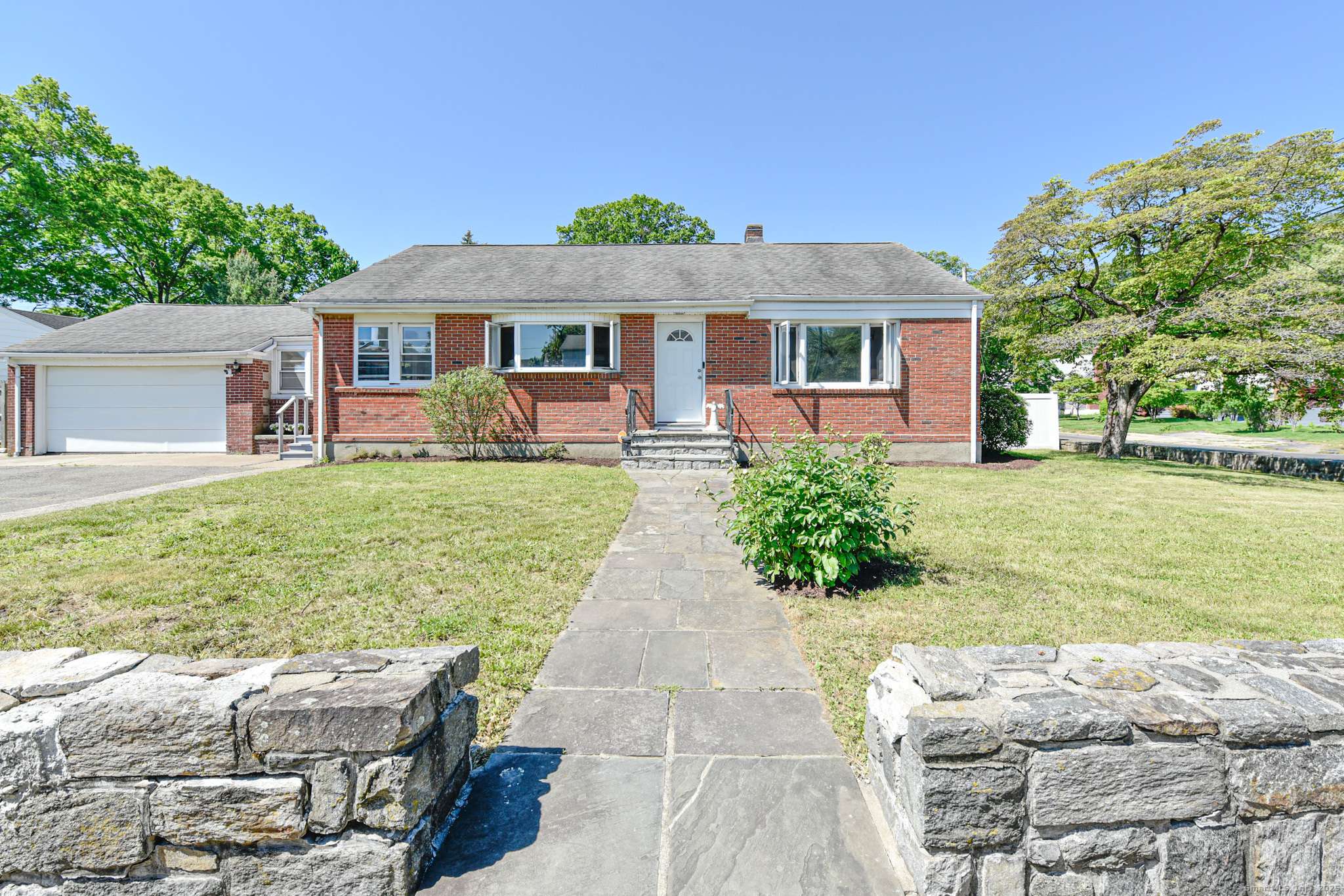 Bridgeport, CT 06606,325 Lincoln Boulevard