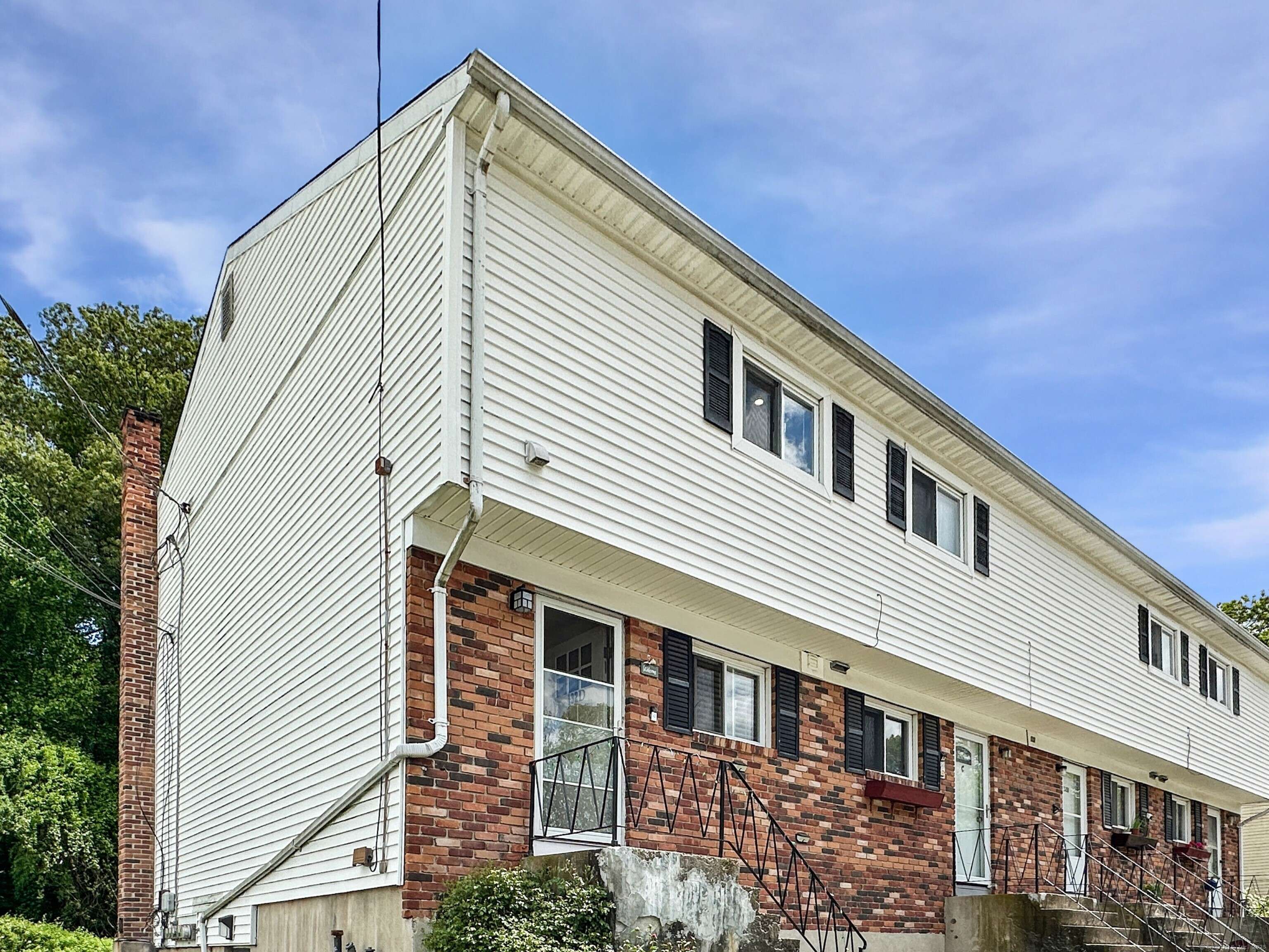 Montville, CT 06382,132 Woodland Drive #APT D