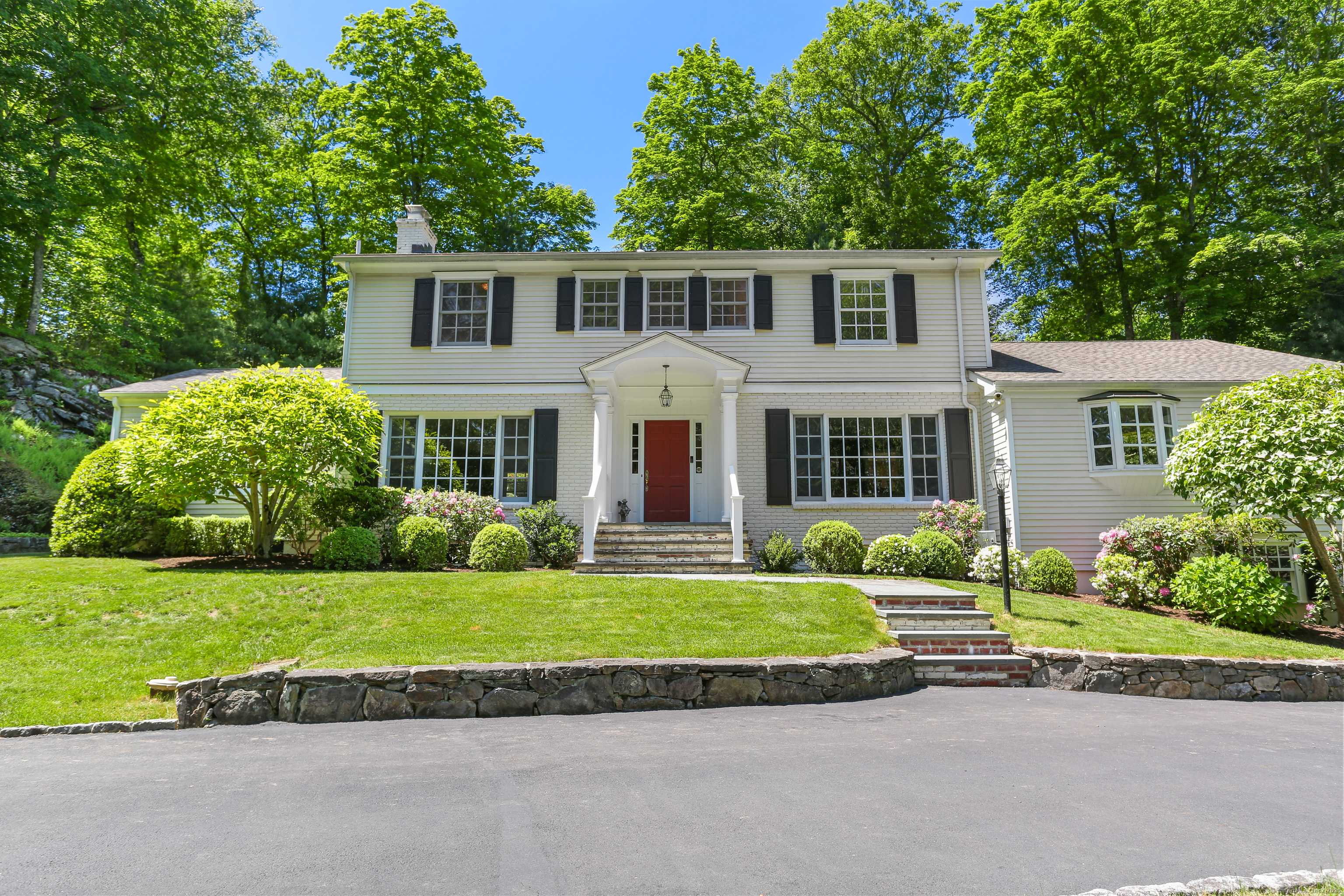 Greenwich, CT 06807,36 Horseshoe Road
