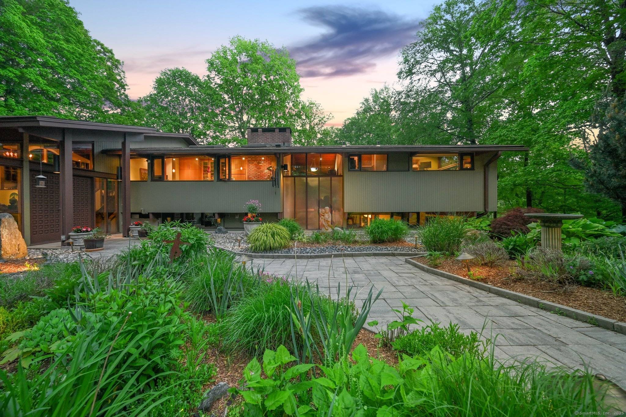 Ridgefield, CT 06877,25 Ketcham Road