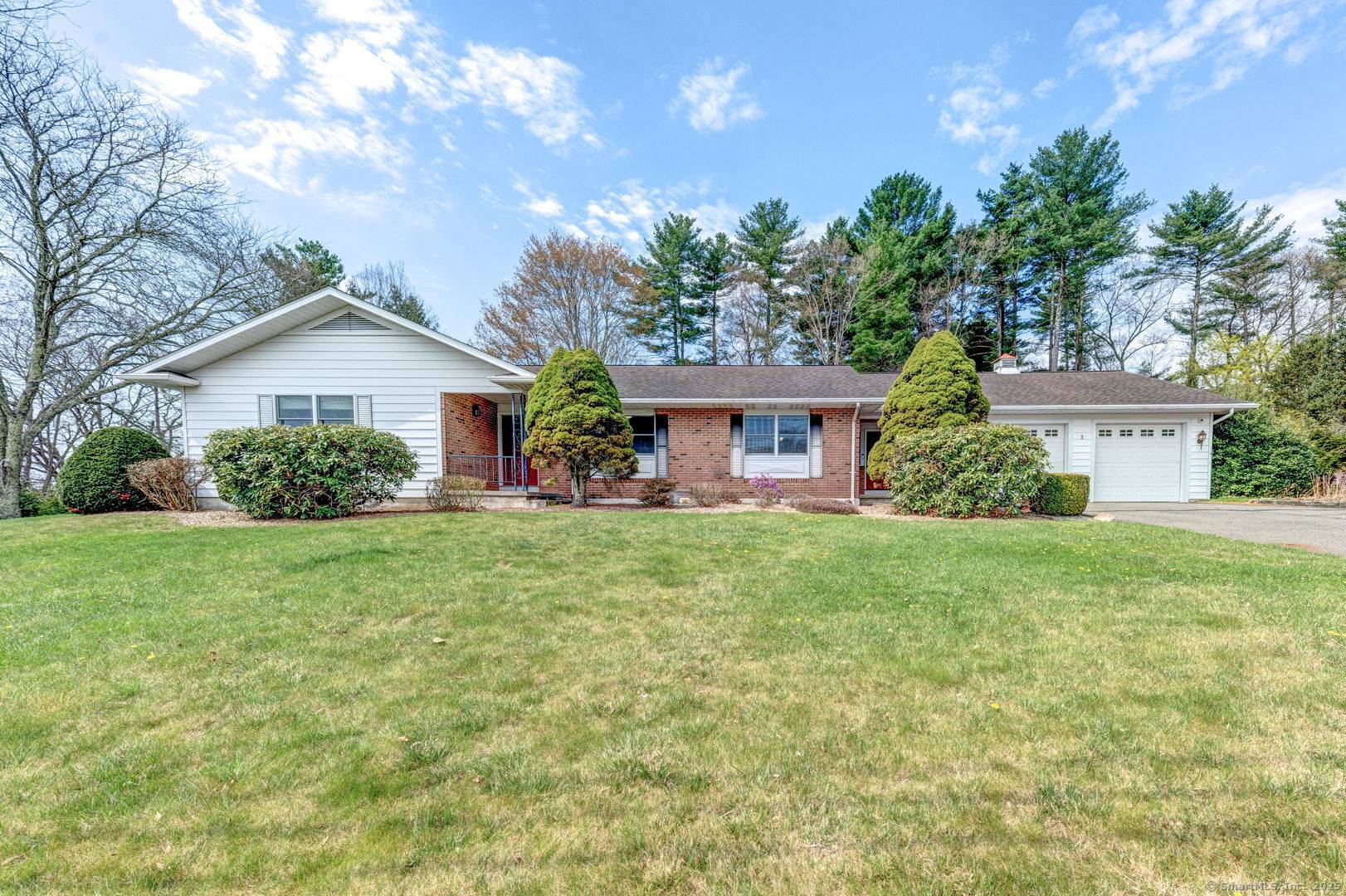 Mansfield, CT 06250,3 Clear View Drive