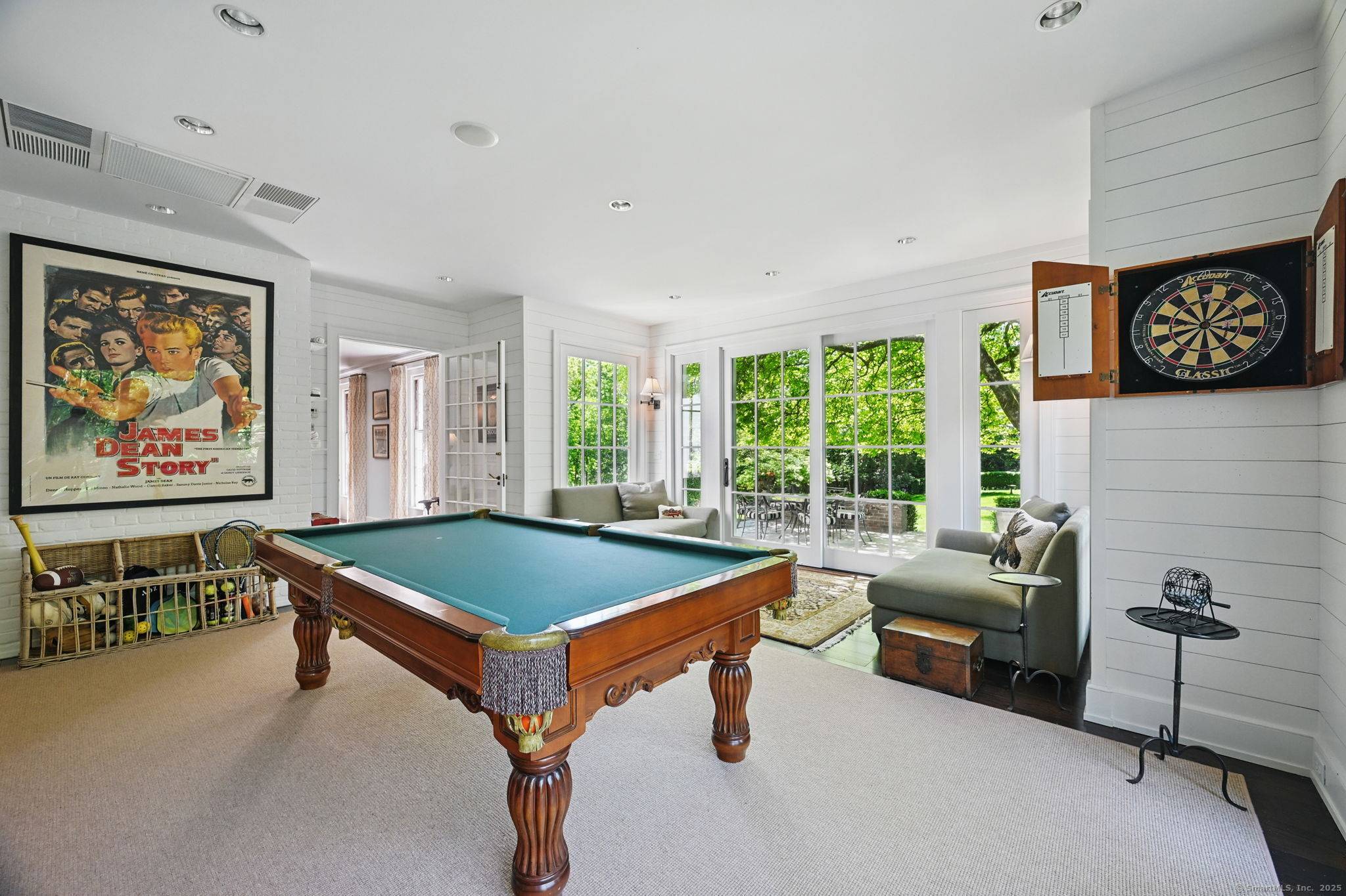 New Canaan, CT 06840,276 Greenley Road