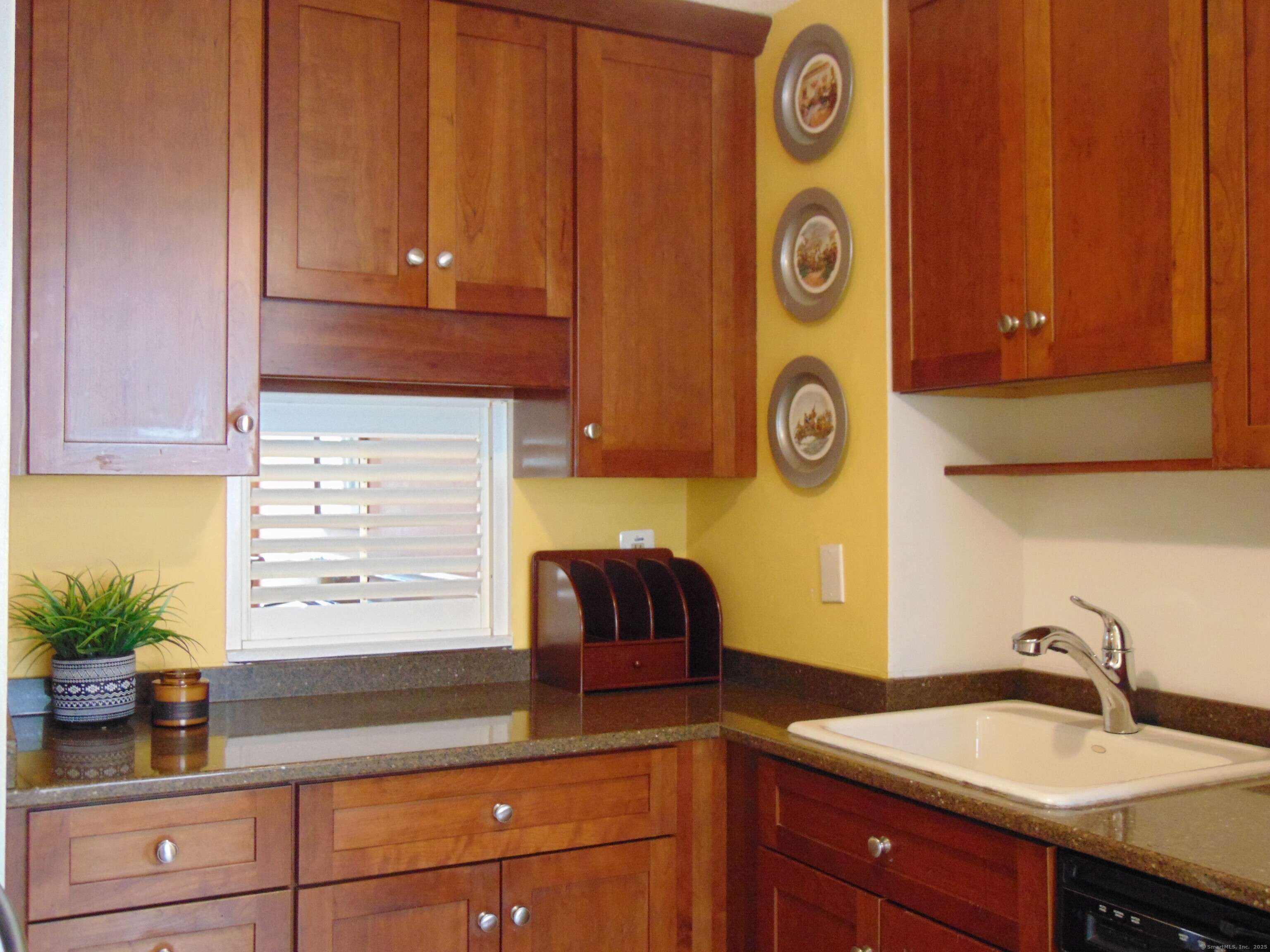 Groton, CT 06340,520 Shennecossett Road #2