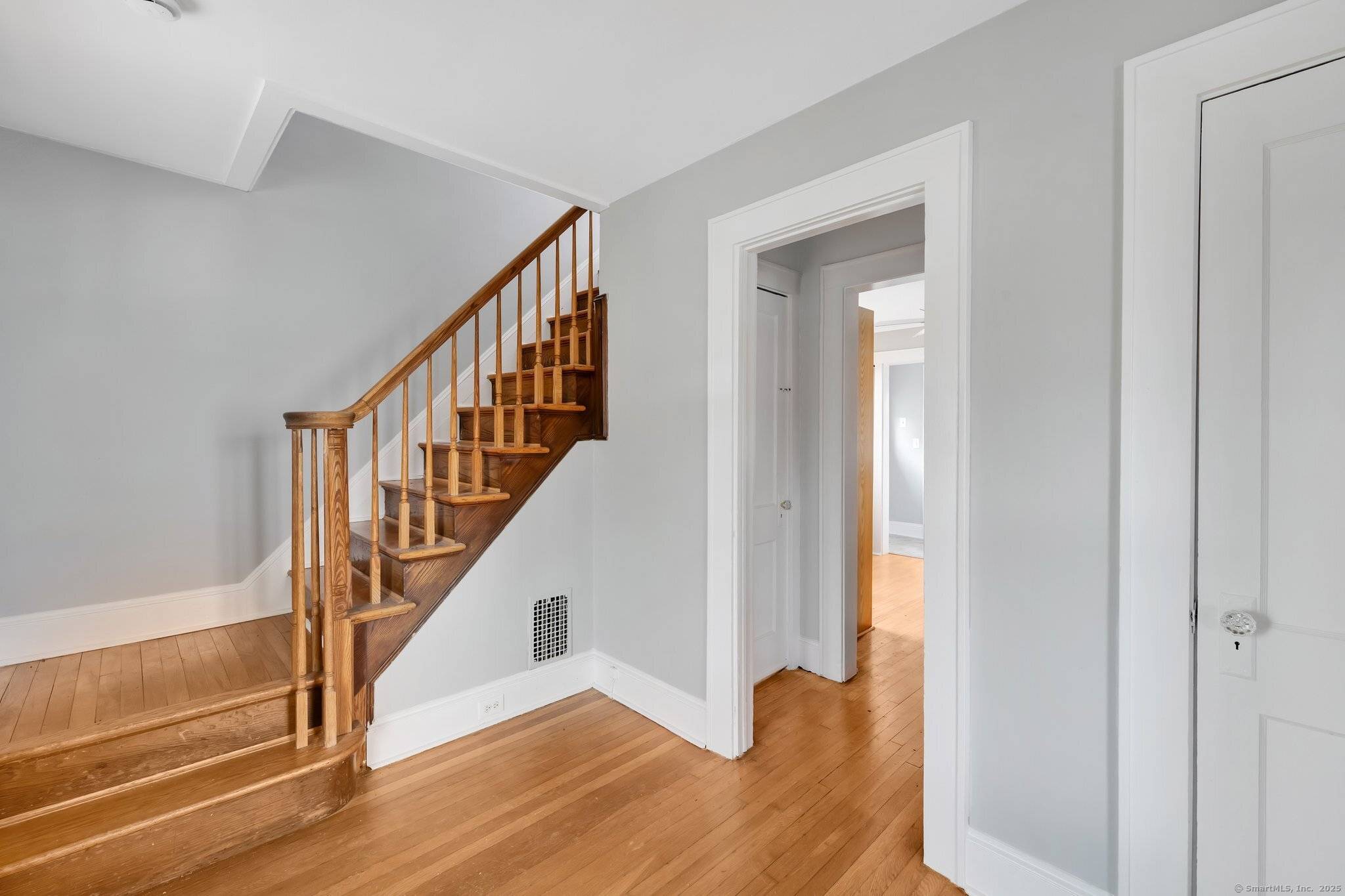 Stratford, CT 06615,499 Sherwood Place