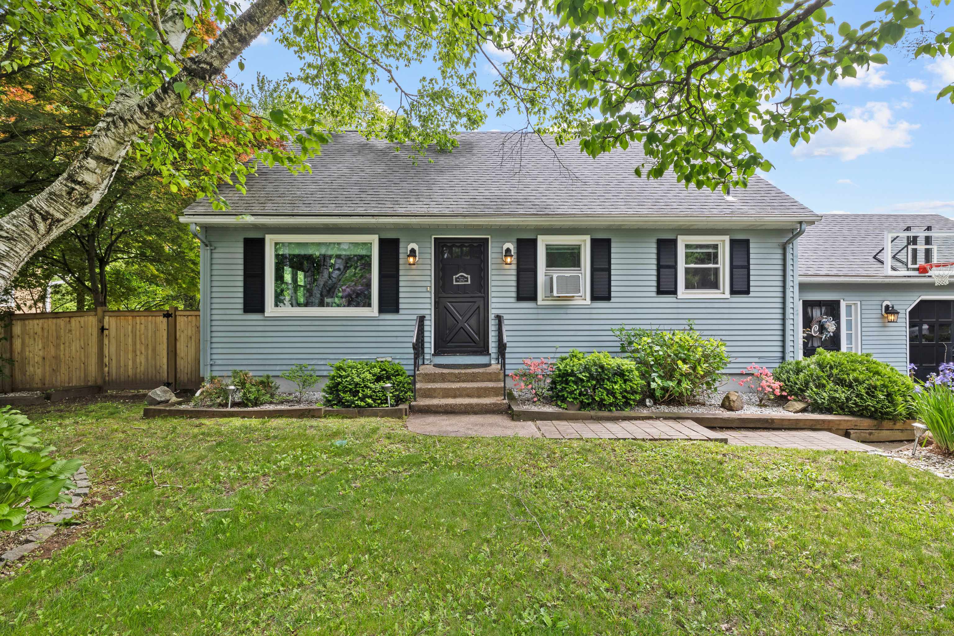 Plainville, CT 06062,10 Ciccio Court