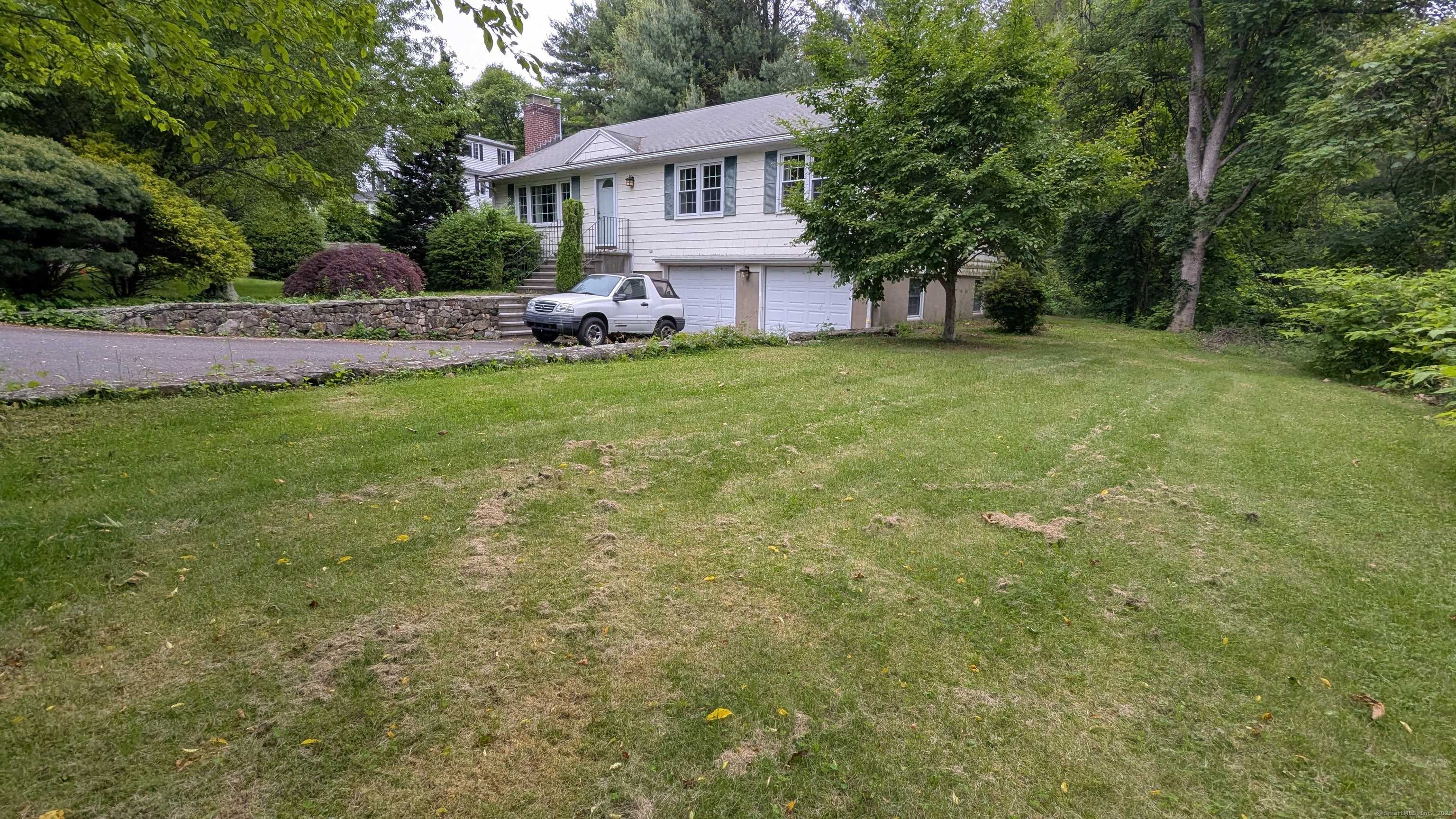 Fairfield, CT 06824,11 Twin Brooks Lane