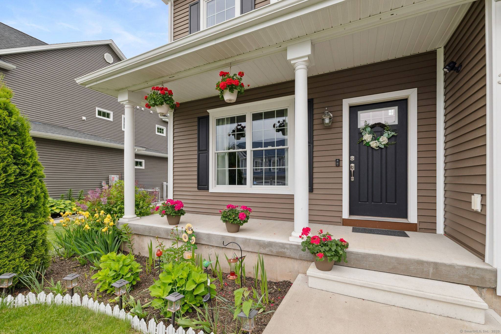 Plainville, CT 06062,3 Sandstone Road #3
