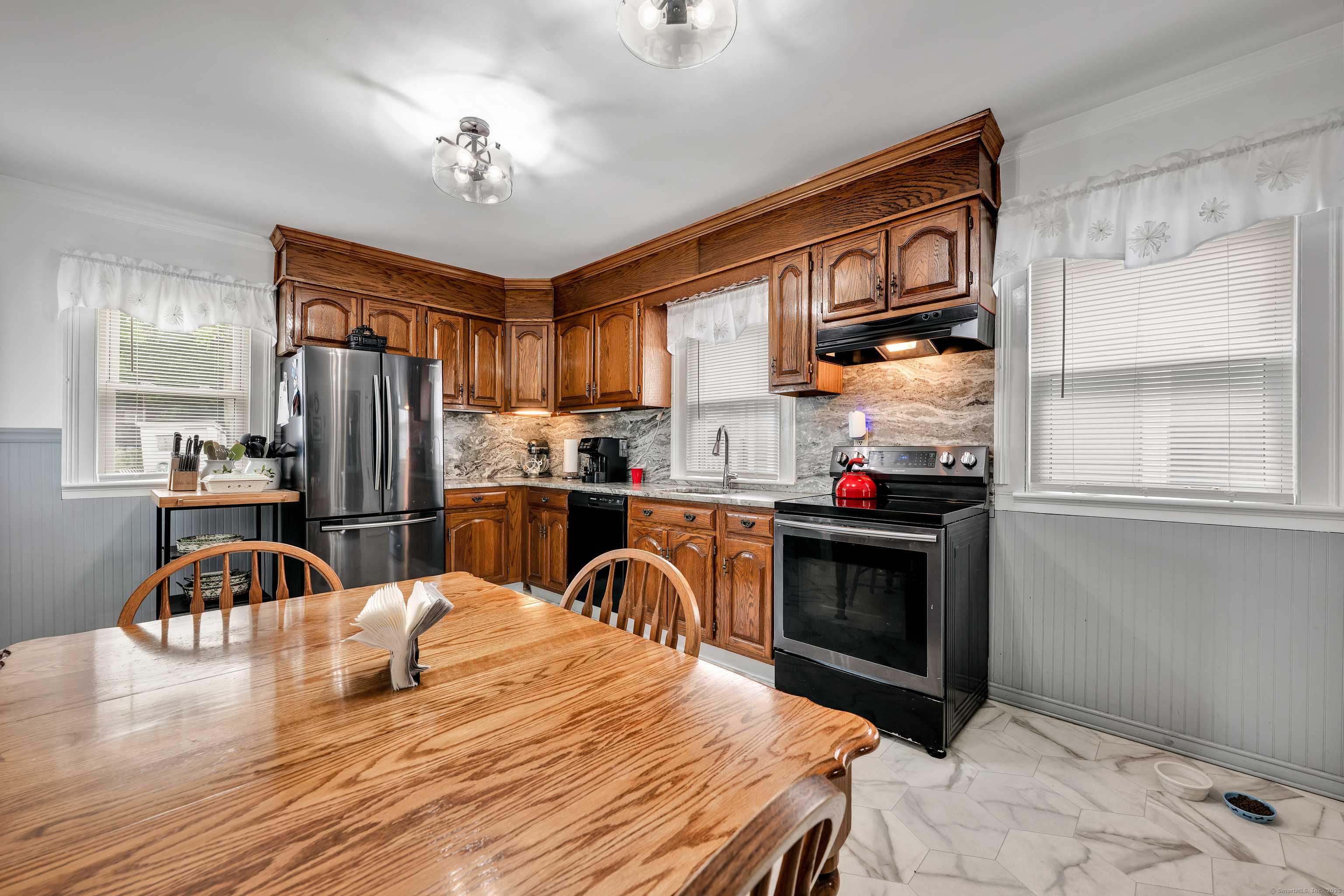 Waterbury, CT 06706,273 Piedmont Street