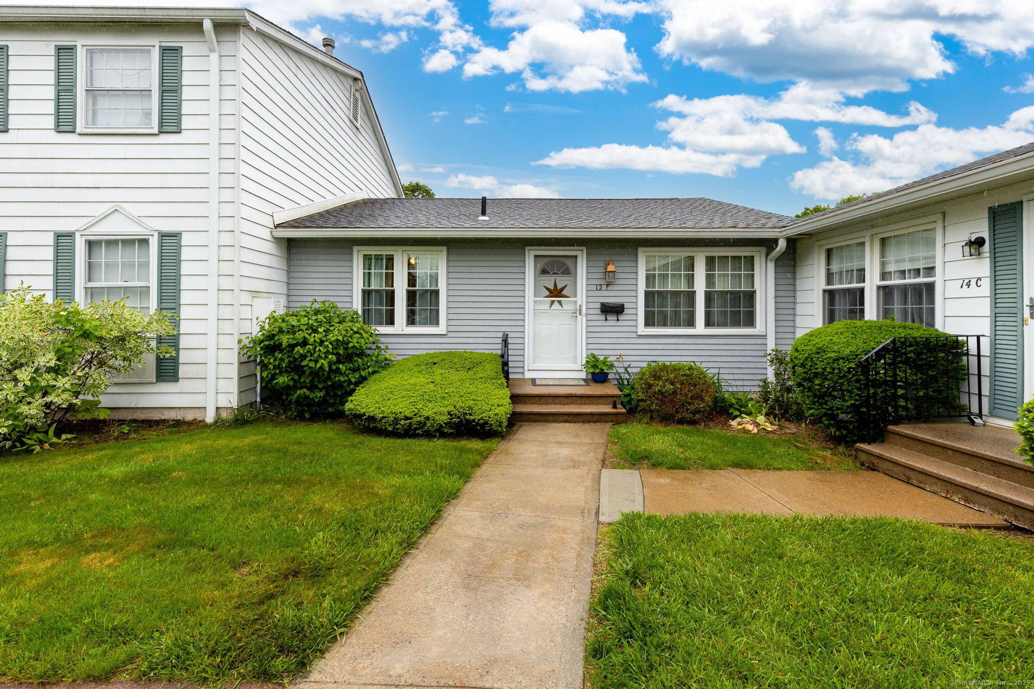 Manchester, CT 06042,12 Ambassador Drive #F