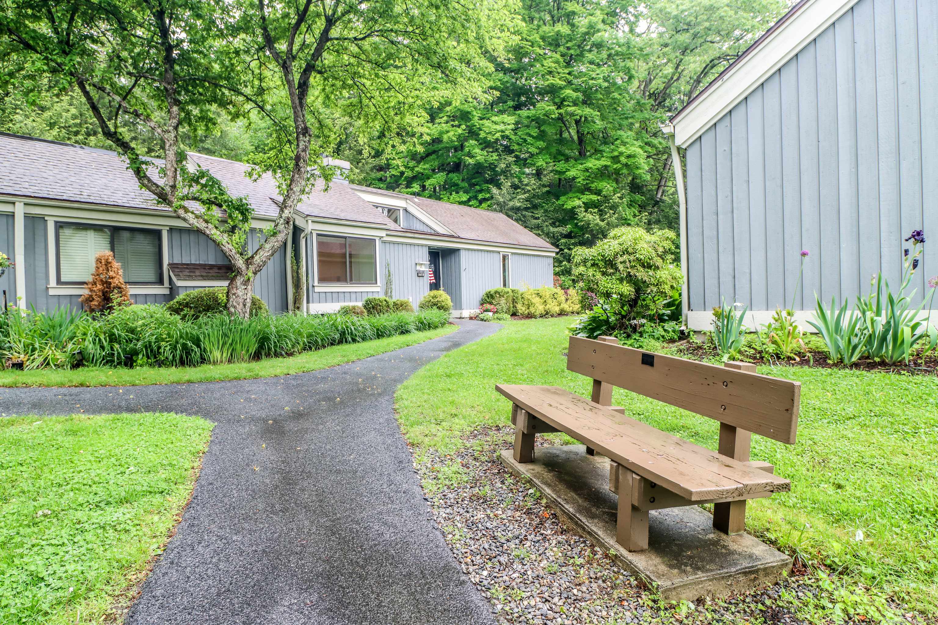 Southbury, CT 06488,345 Heritage Village #B