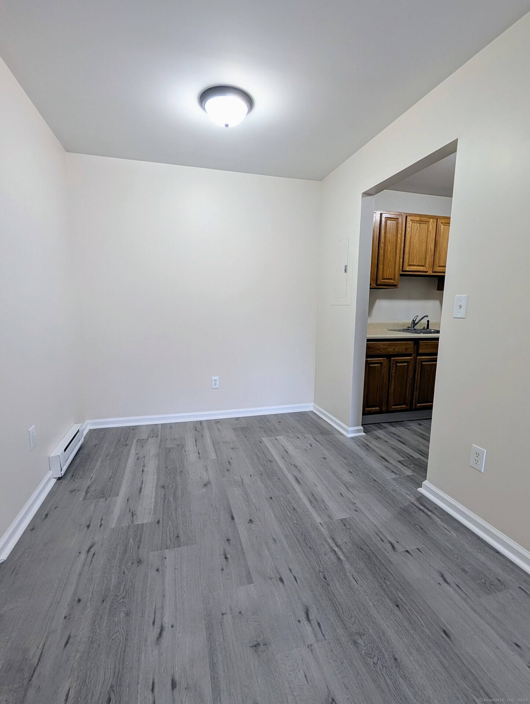 West Haven, CT 06516,49 Glade Street #C3