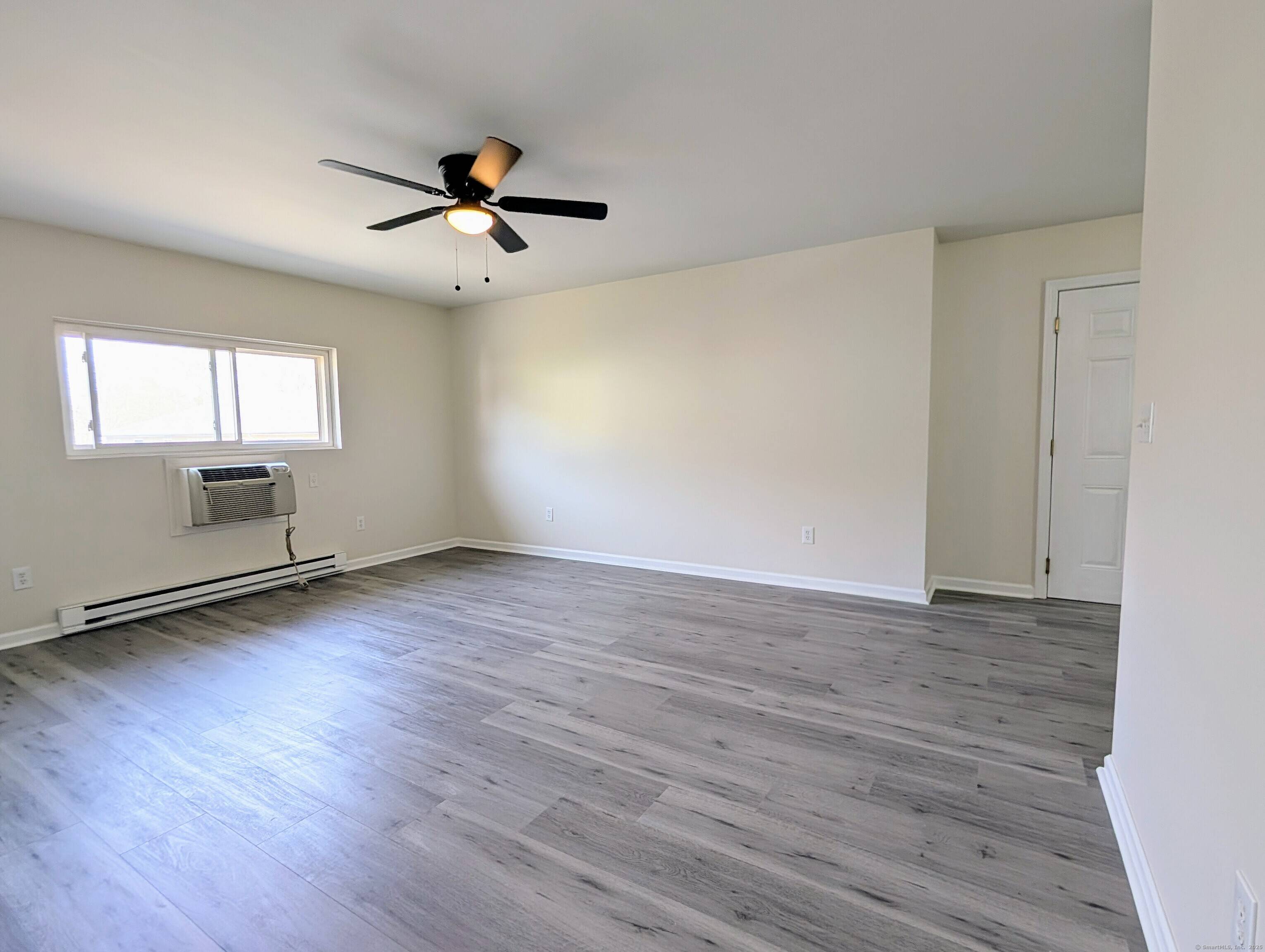West Haven, CT 06516,49 Glade Street #C3