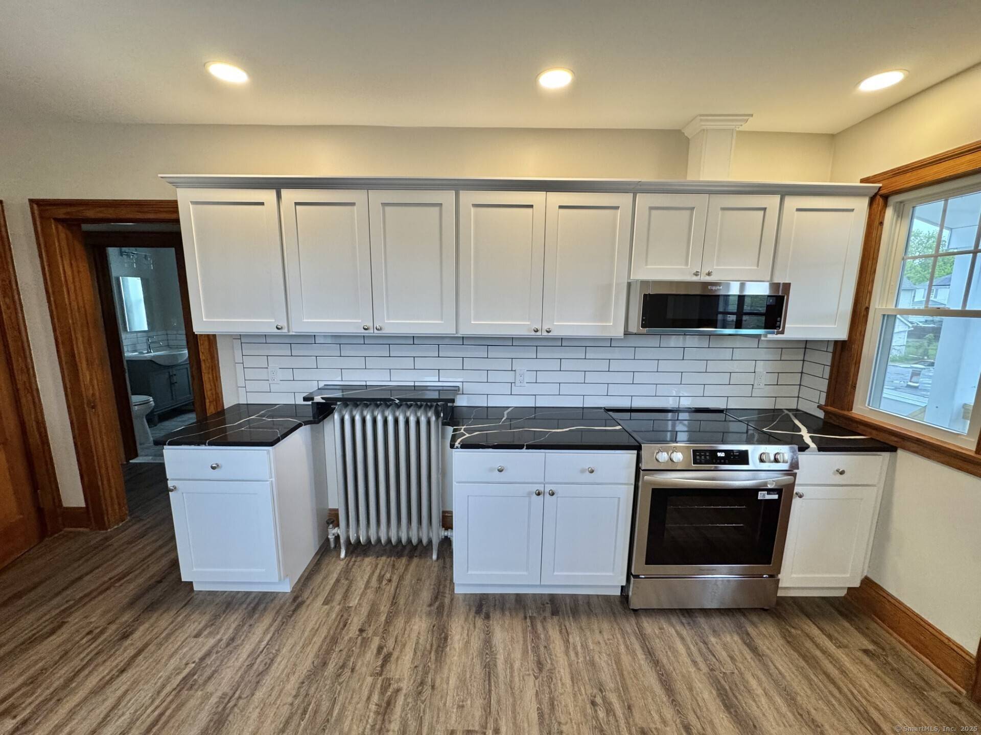 West Hartford, CT 06119,4 Washington Circle