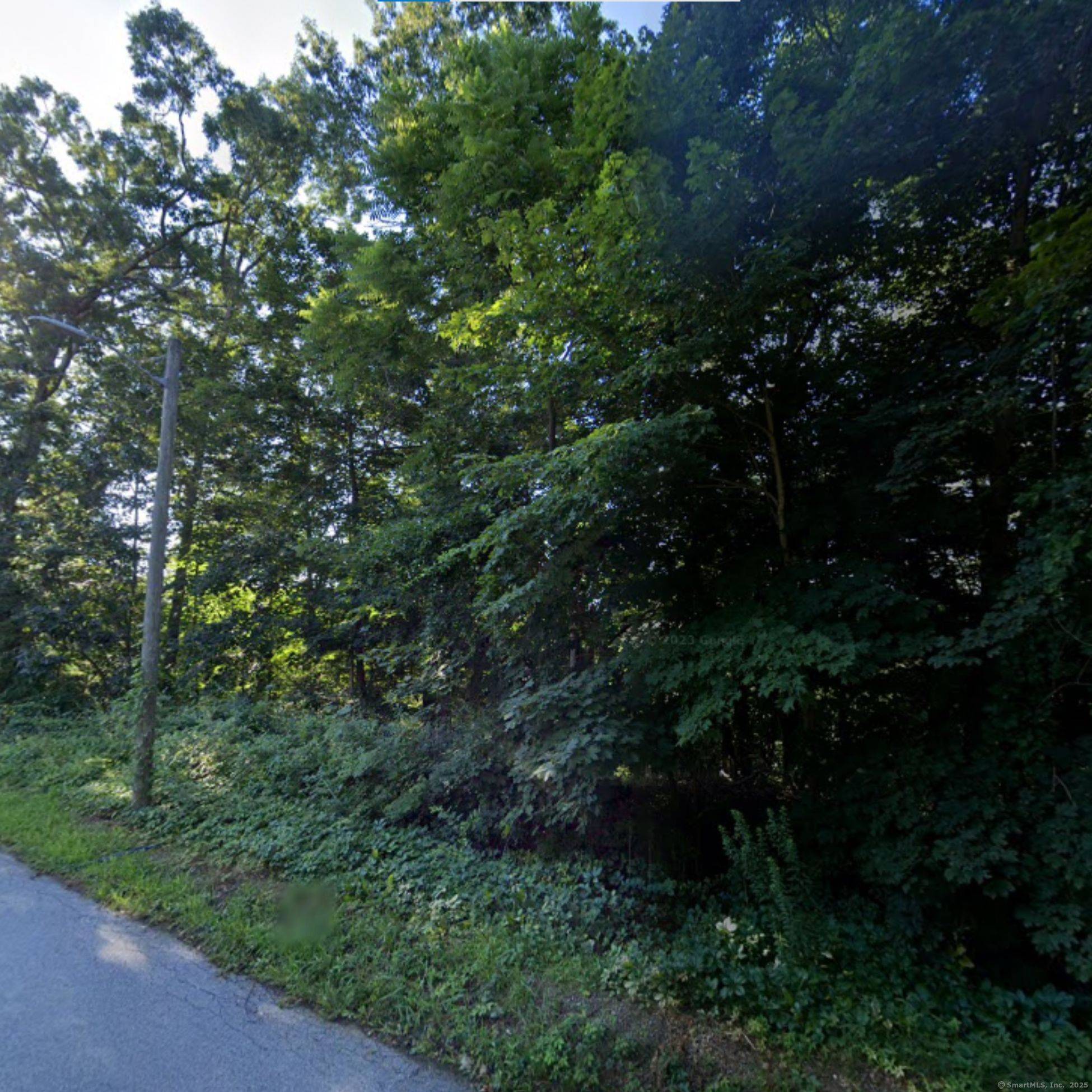 Putnam, CT 06260,40 South Prospect Street