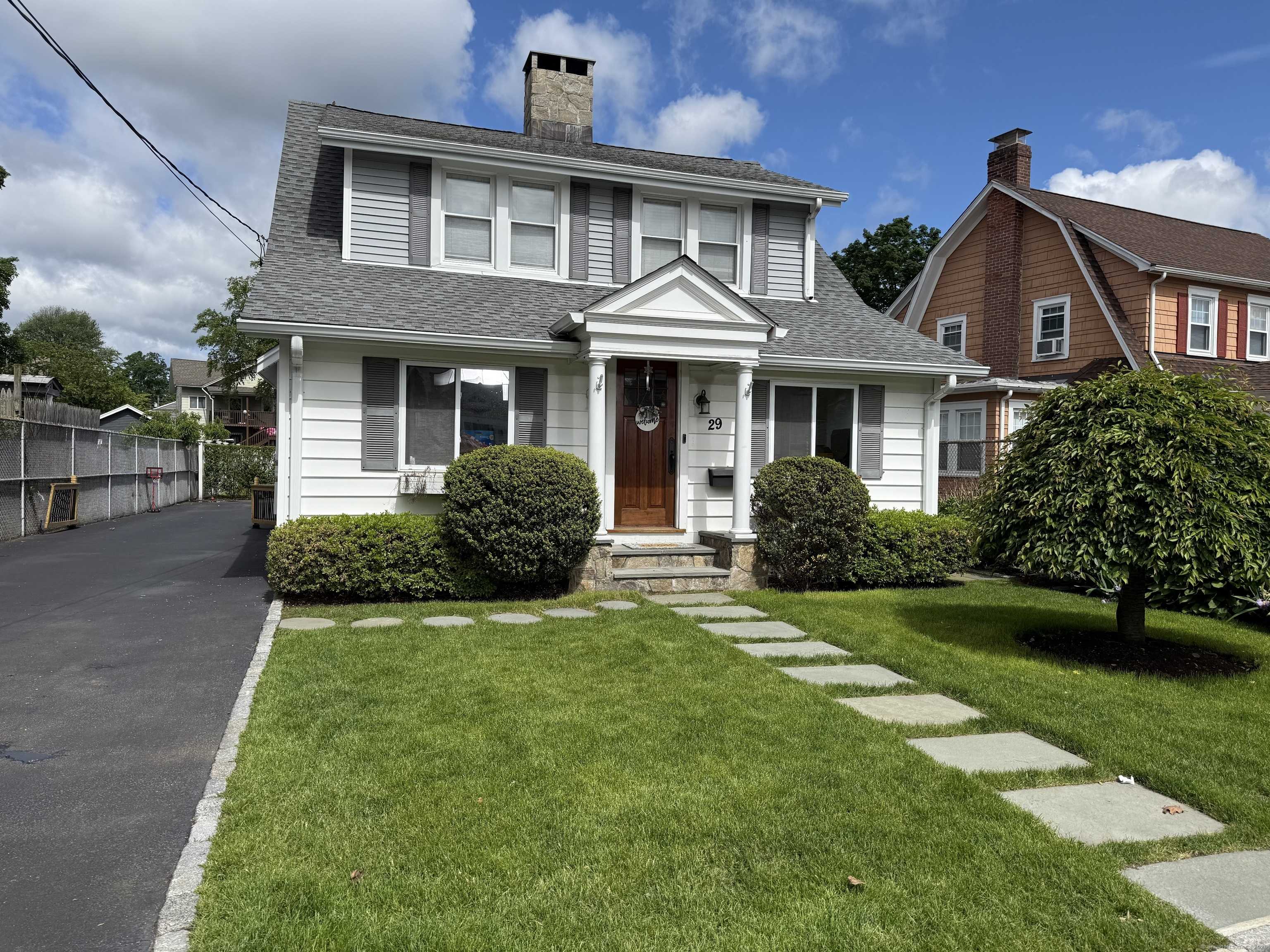 Norwalk, CT 06851,29 Harriet Street