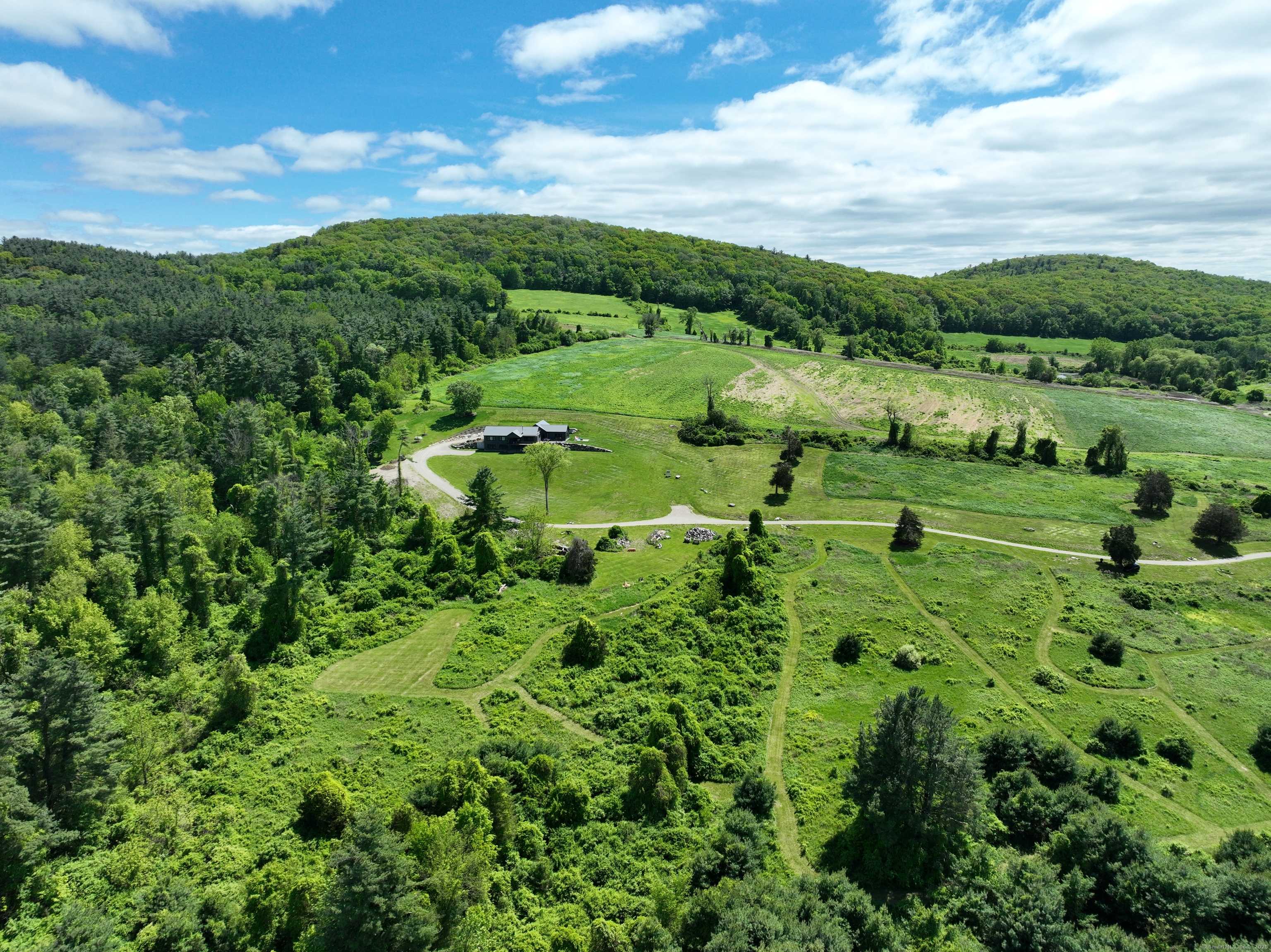 Salisbury, CT 06039,10 Red Mountain Road