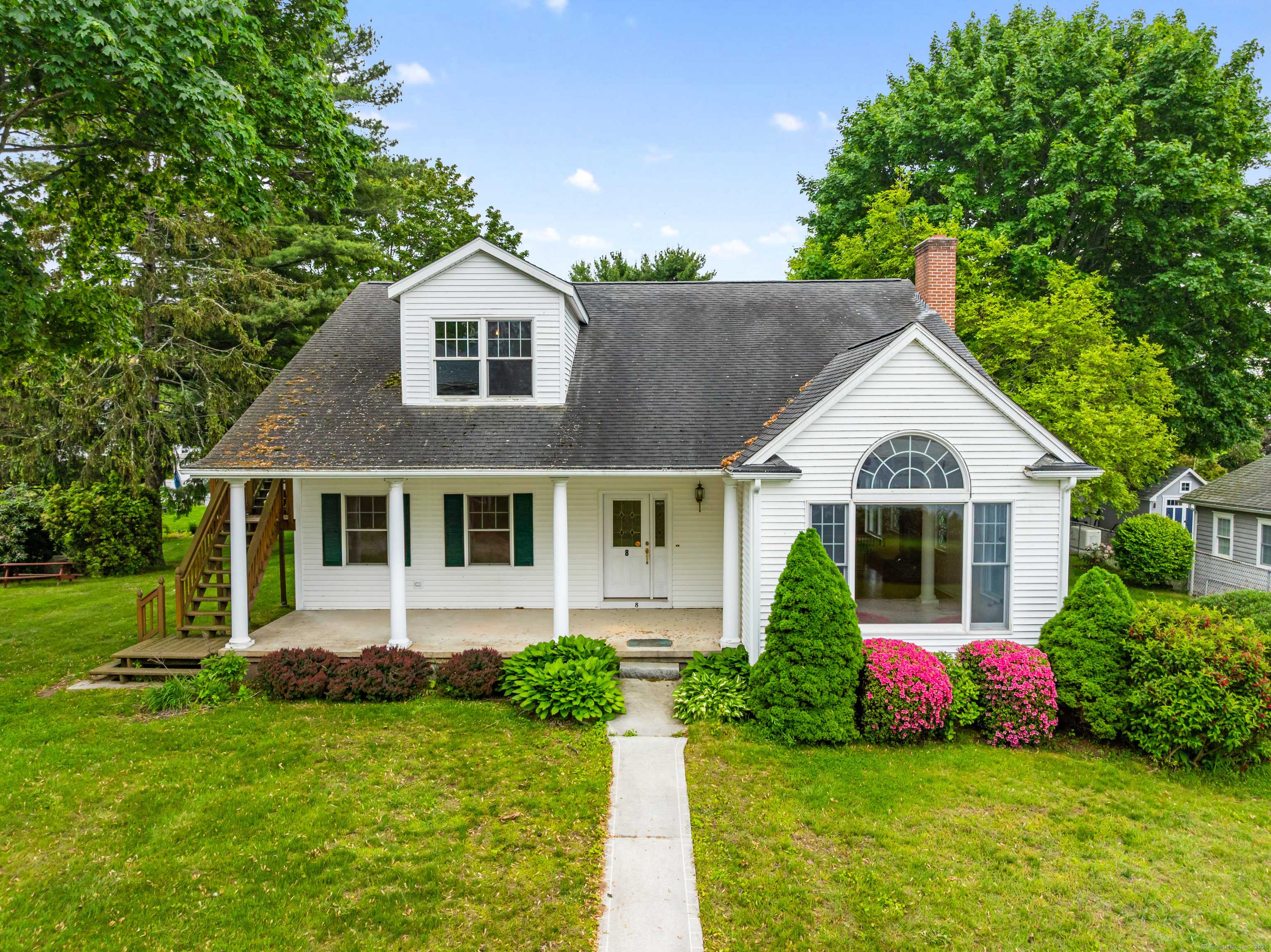 Waterford, CT 06385,8 Wadsworth Lane