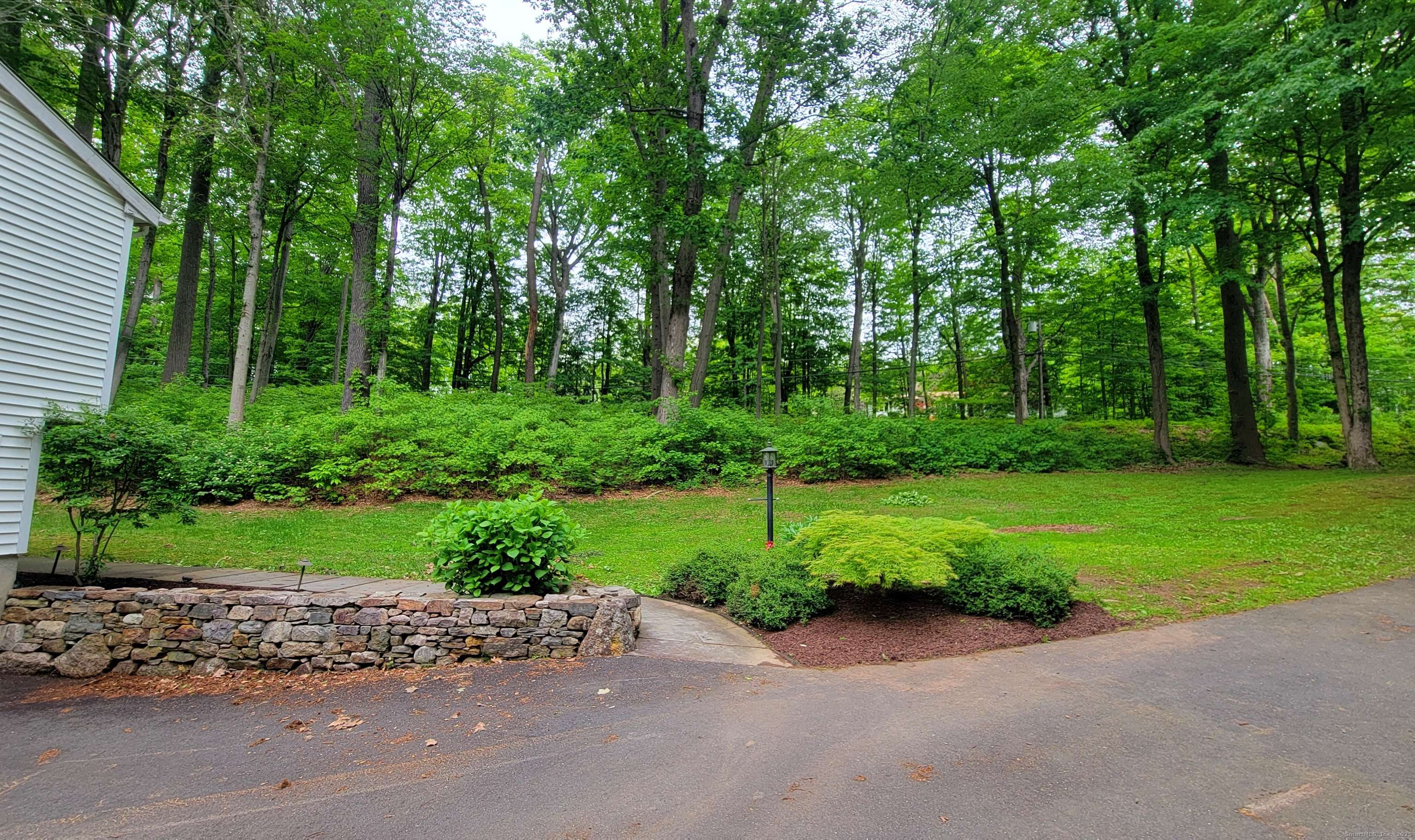 Guilford, CT 06437,550 West Lake Avenue