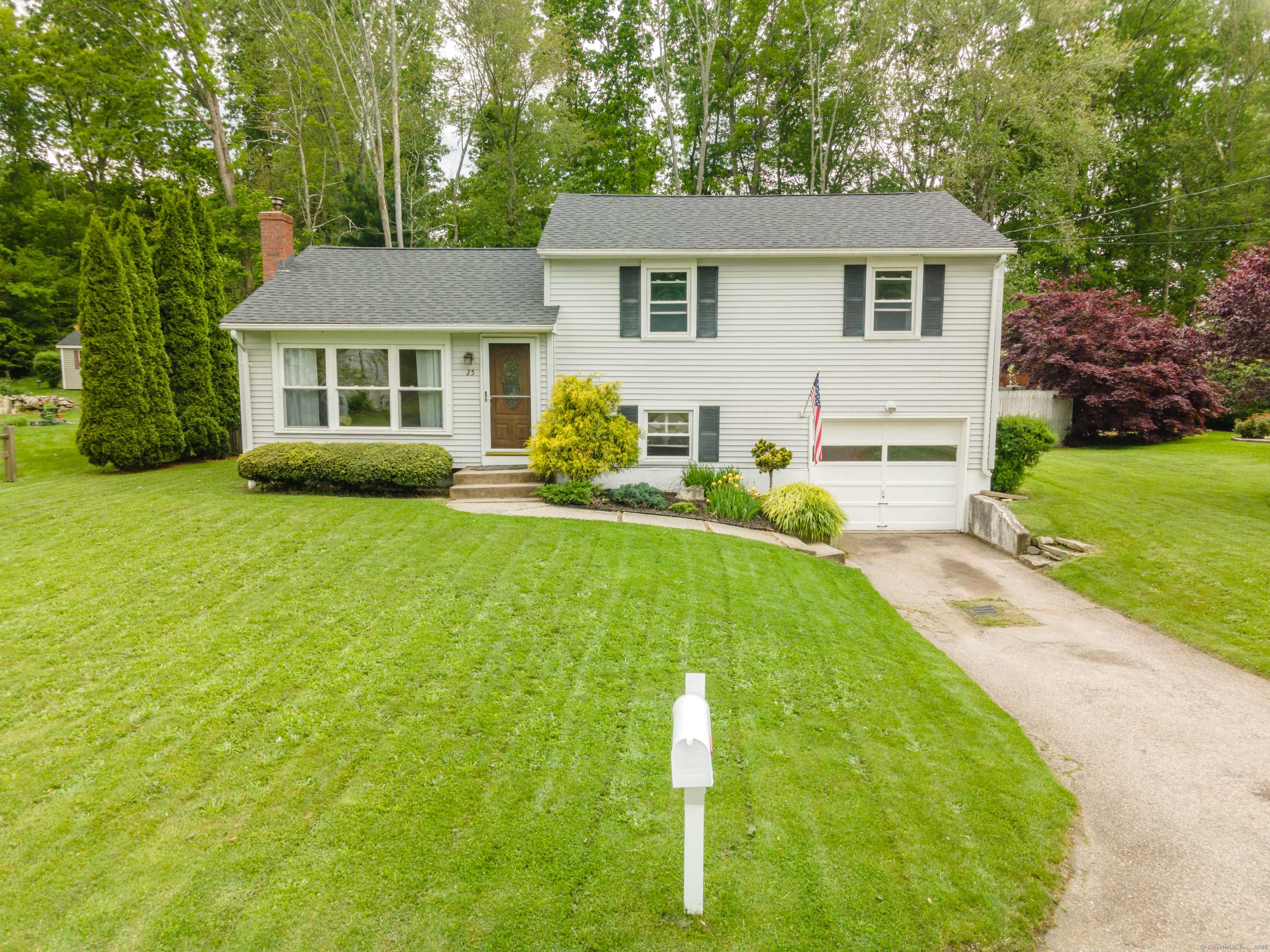 North Stonington, CT 06359,25 Meadow Wood Drive