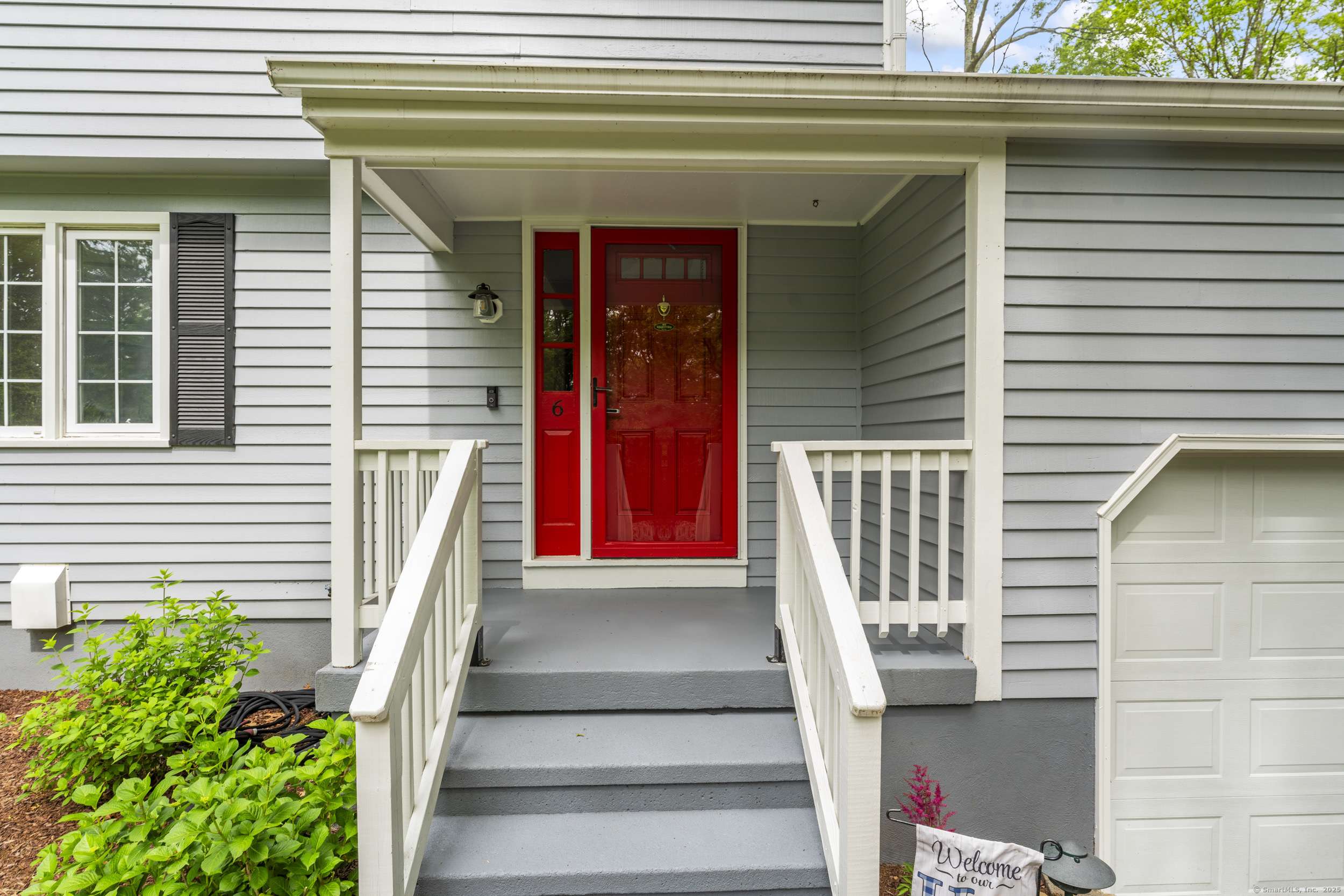 East Lyme, CT 06357,6 Stoneywood Drive