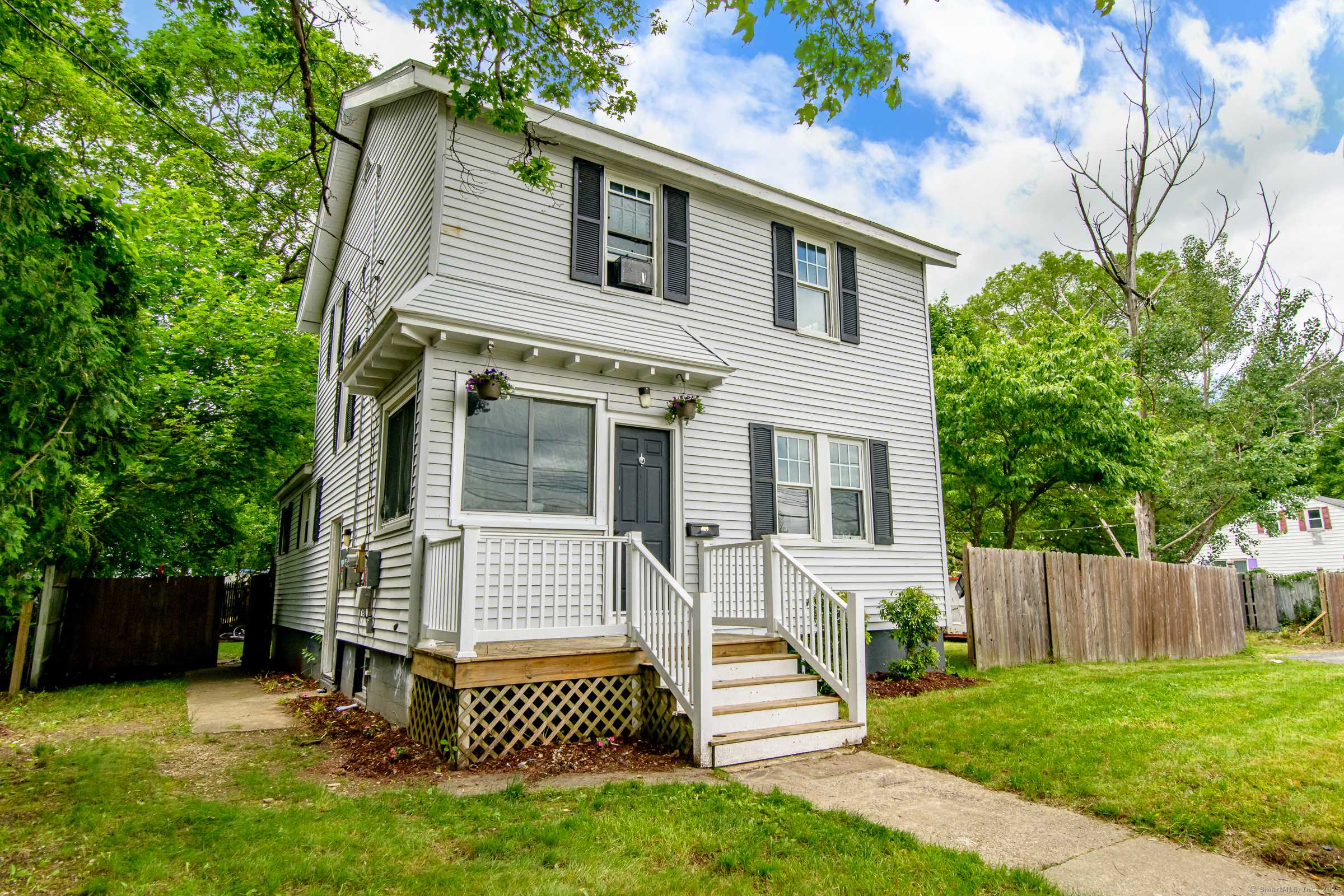 Killingly, CT 06241,163 State Avenue