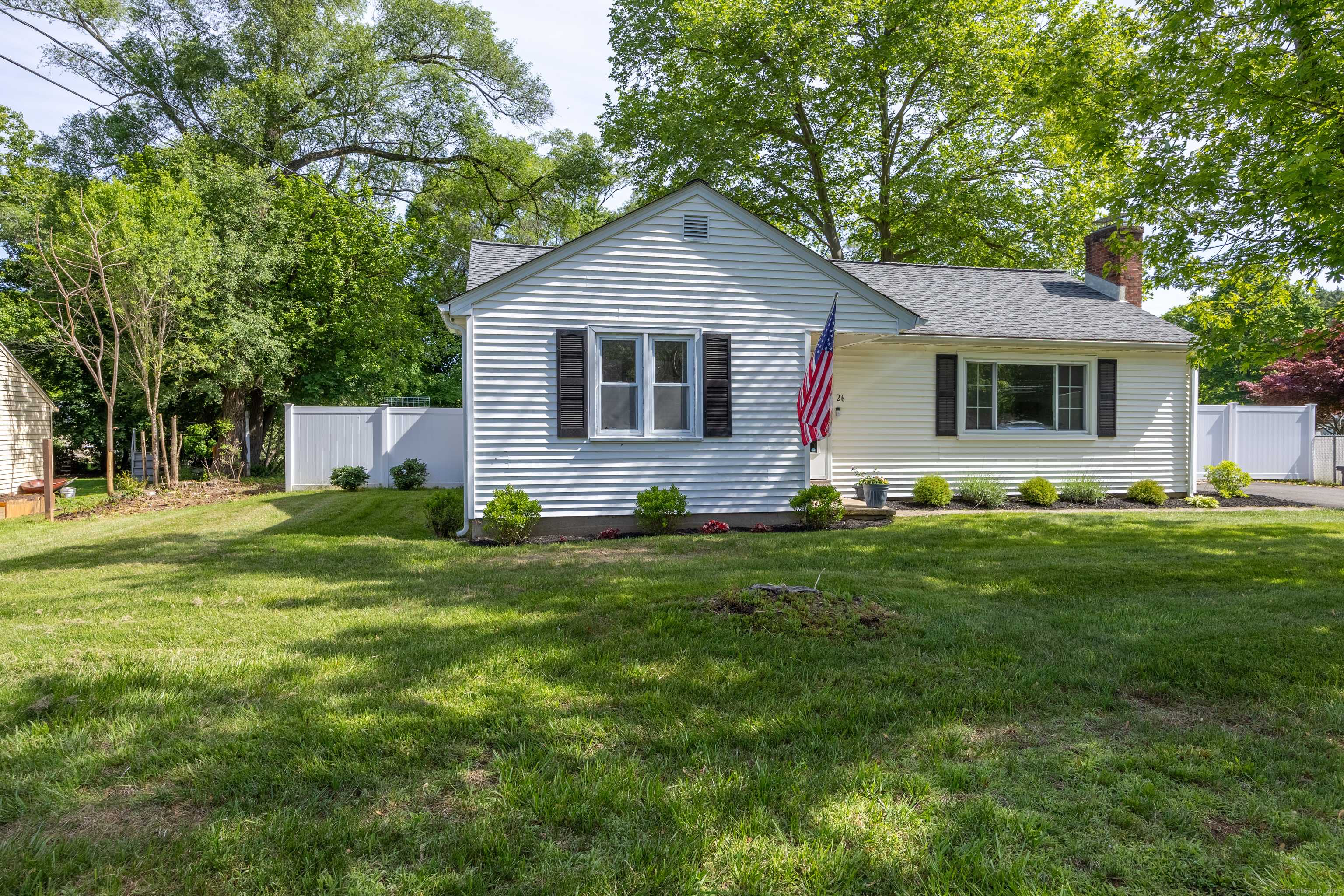 North Branford, CT 06471,26 Clear Lake Road
