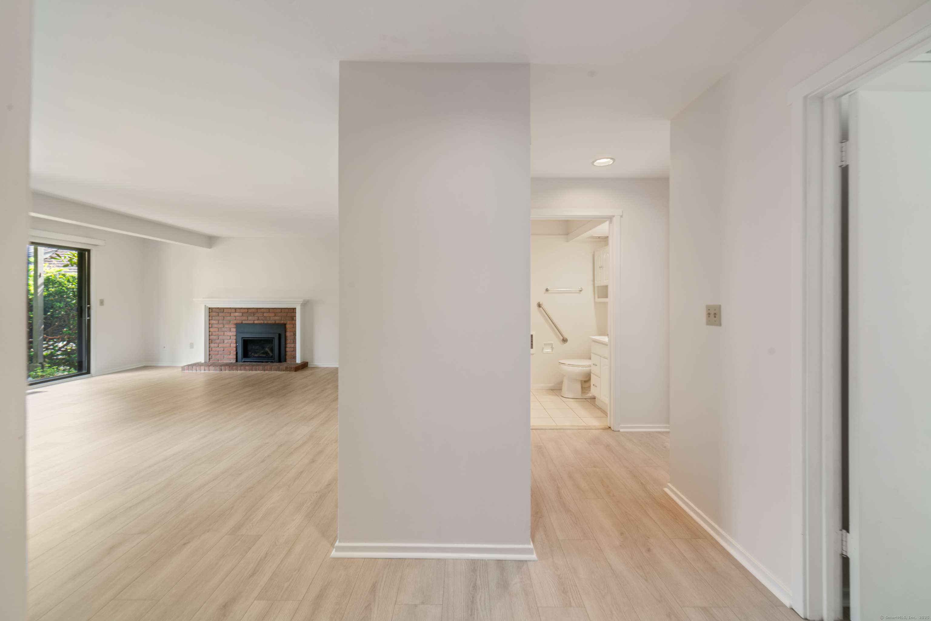 Southbury, CT 06488,57 Heritage Village #C