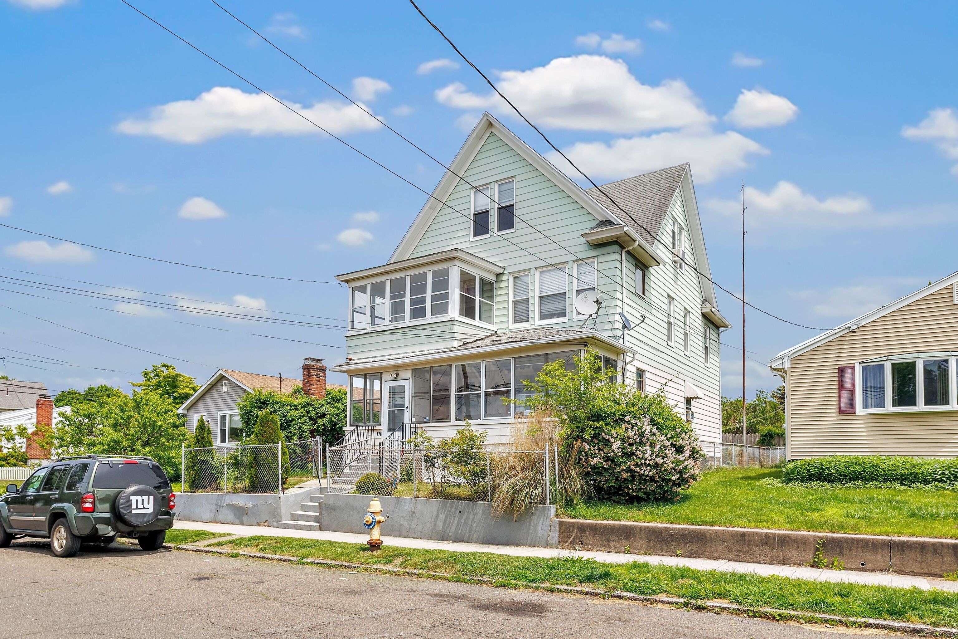 Stratford, CT 06614,174 Franklin Avenue