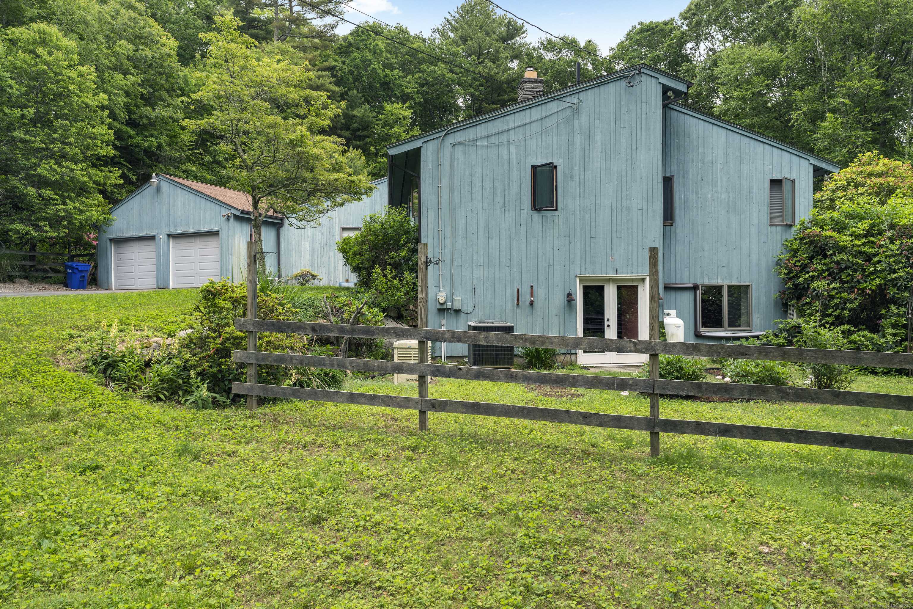 Waterford, CT 06385,205 Butlertown Road
