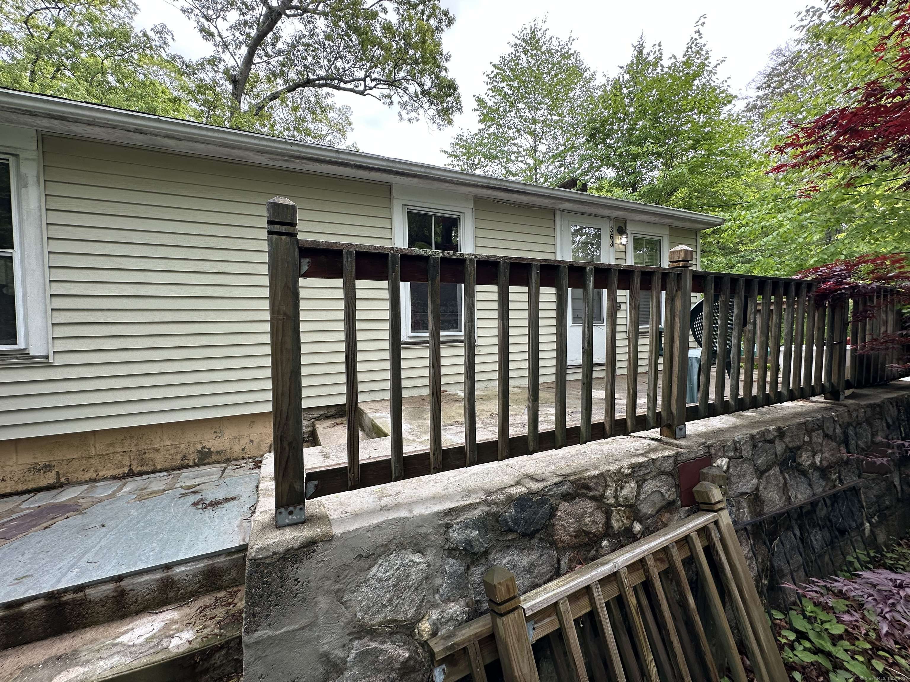 Stonington, CT 06378,368 North Stonington Road