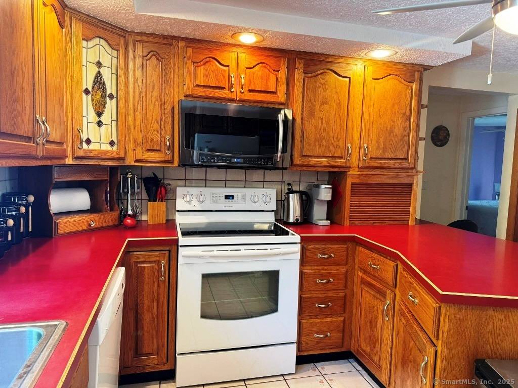 Wolcott, CT 06716,30 Cedar Avenue