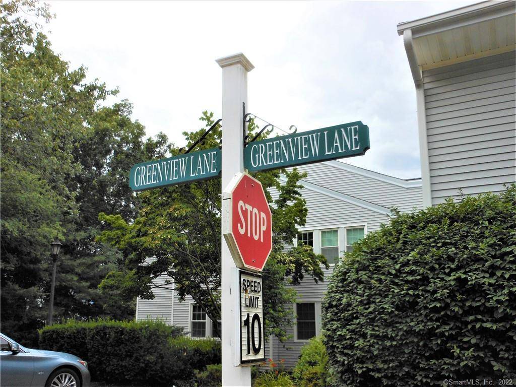 Milford, CT 06461,18 Greenview Lane #18
