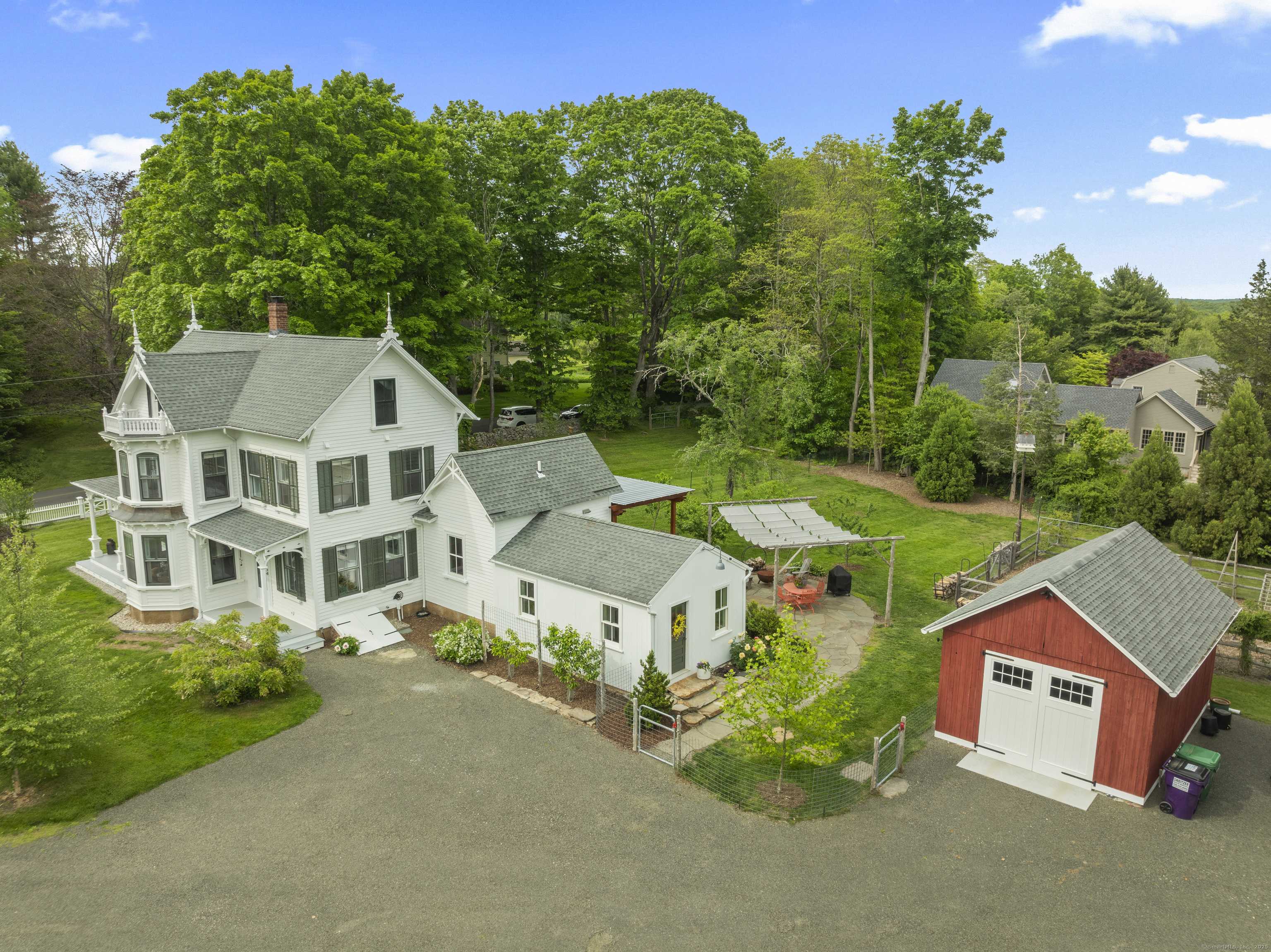 Guilford, CT 06437,131 Elm Street