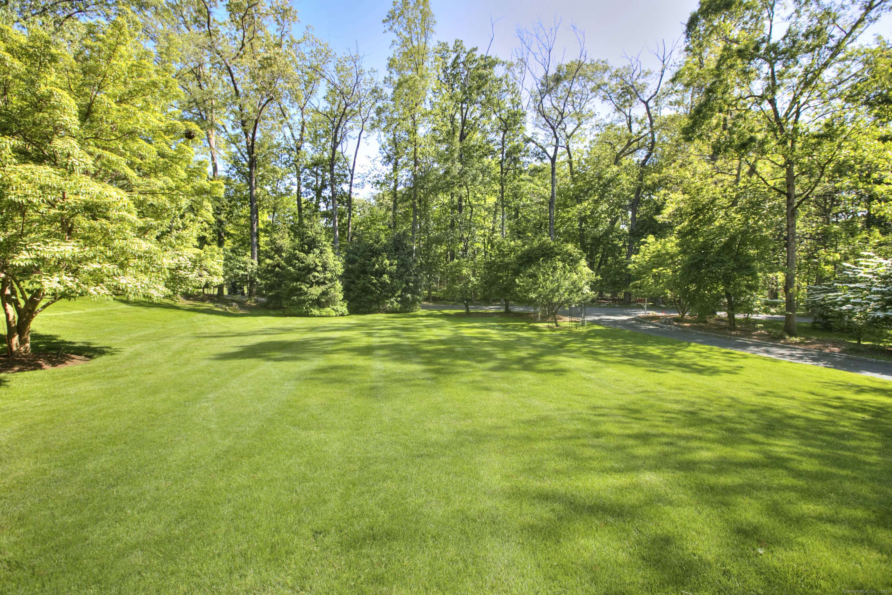 Westport, CT 06880,11 Dogwood Lane