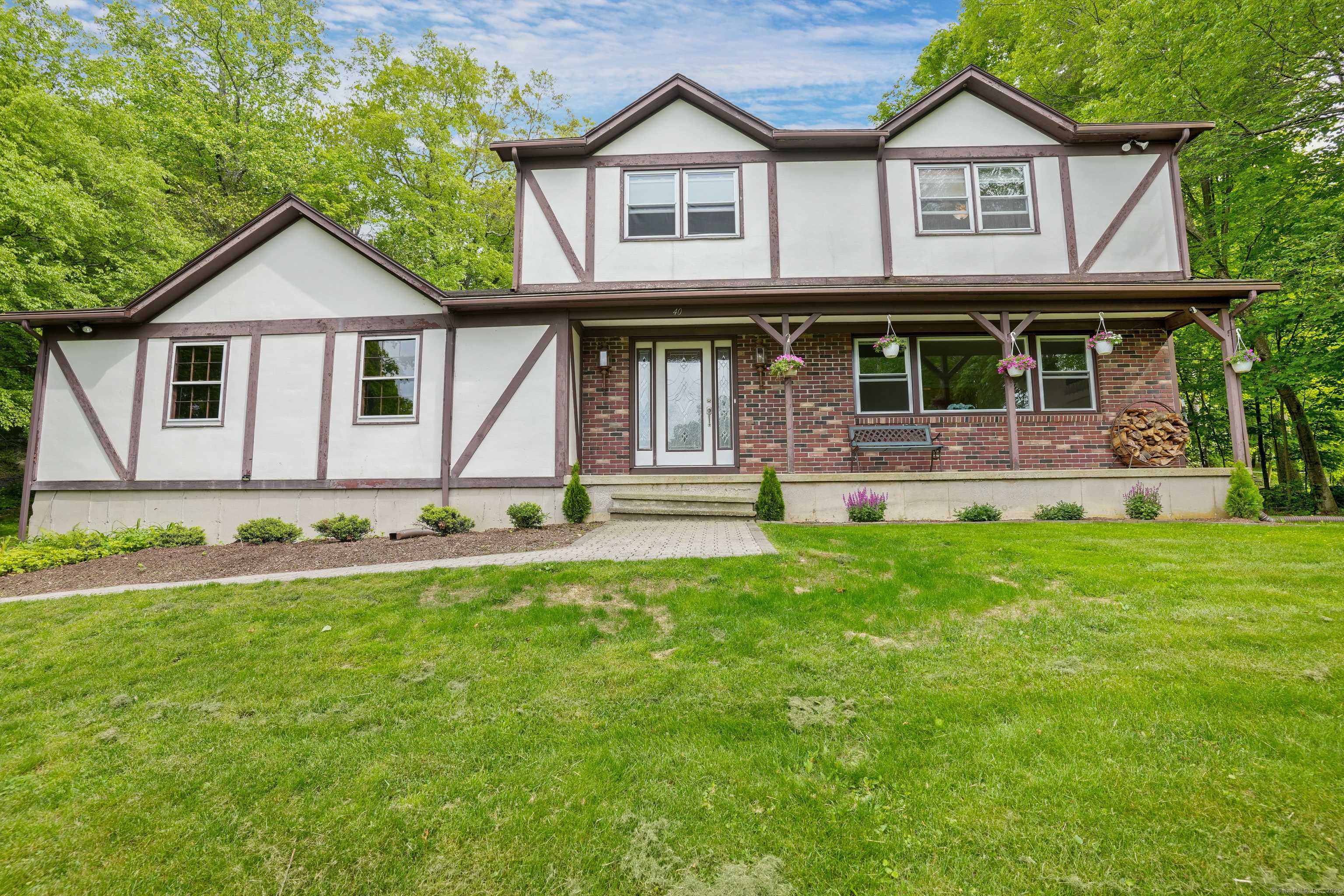 Bethel, CT 06801,40 Spring Hill Lane