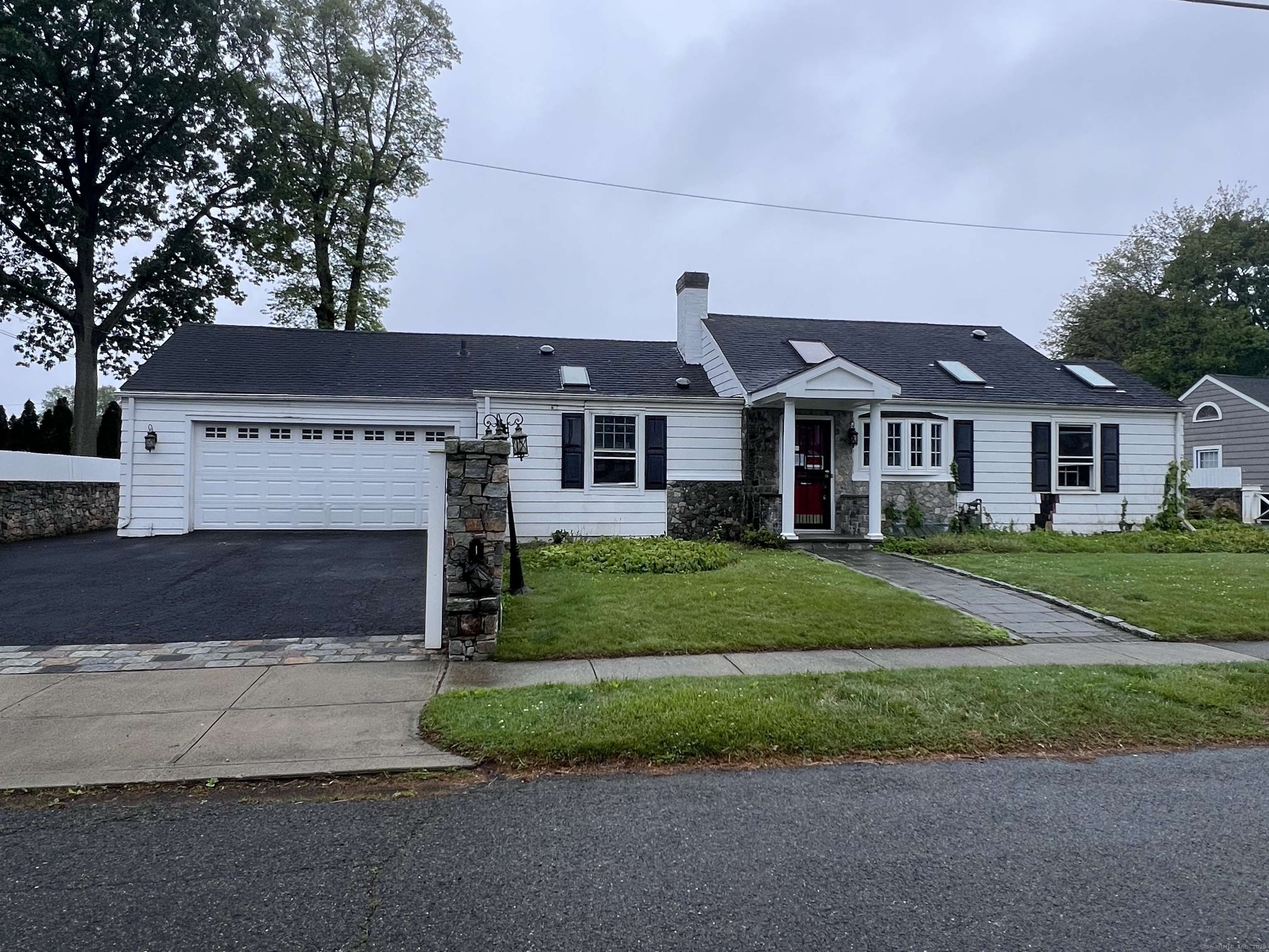 Milford, CT 06460,39 Commodore Place