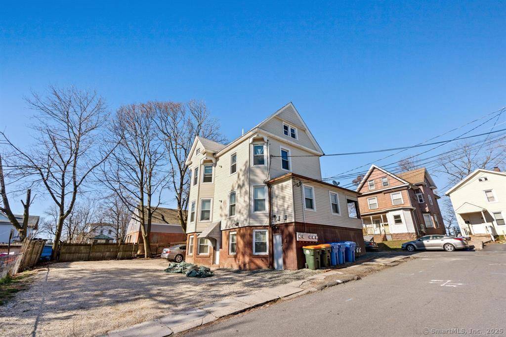 Meriden, CT 06451,35 Hillside Avenue