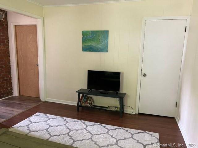 Fairfield, CT 06824,77 Crestwood Road