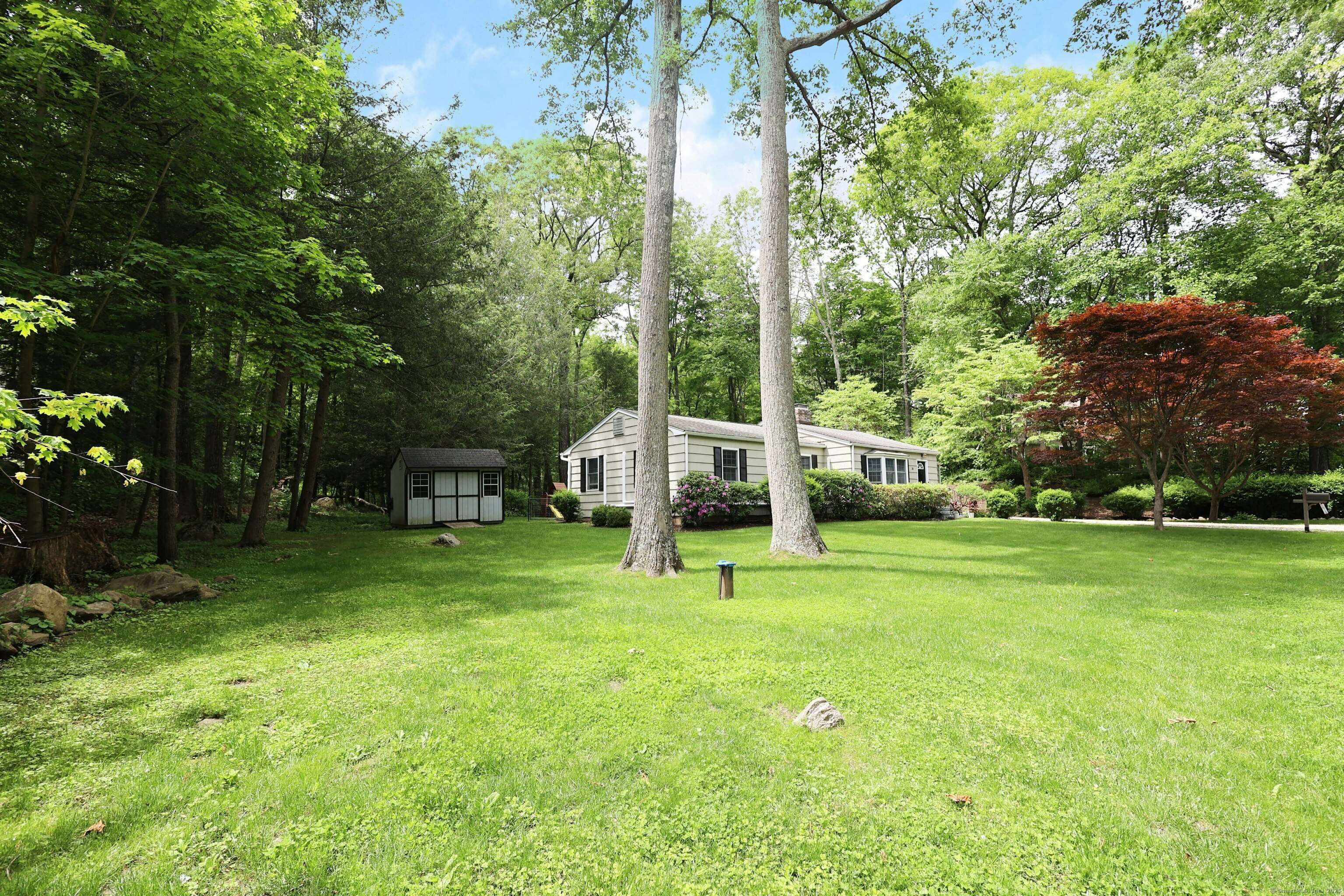 Ridgefield, CT 06877,28 Shields Lane